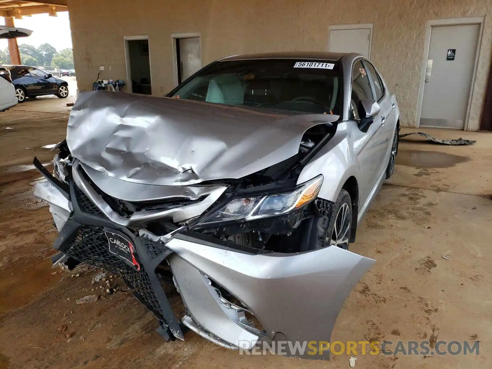 2 Photograph of a damaged car 4T1B11HK0KU818319 TOYOTA CAMRY 2019