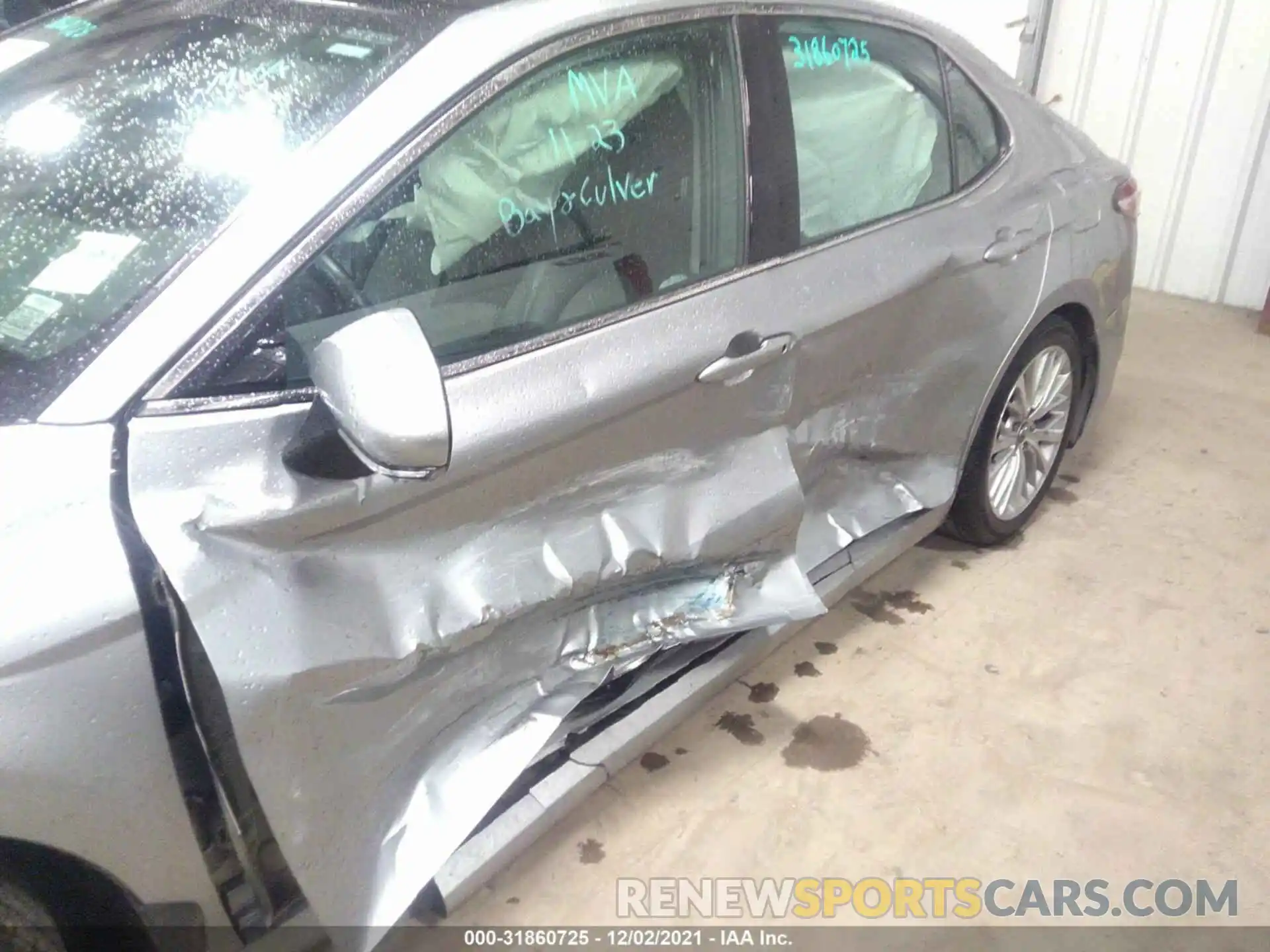 6 Photograph of a damaged car 4T1B11HK0KU819065 TOYOTA CAMRY 2019