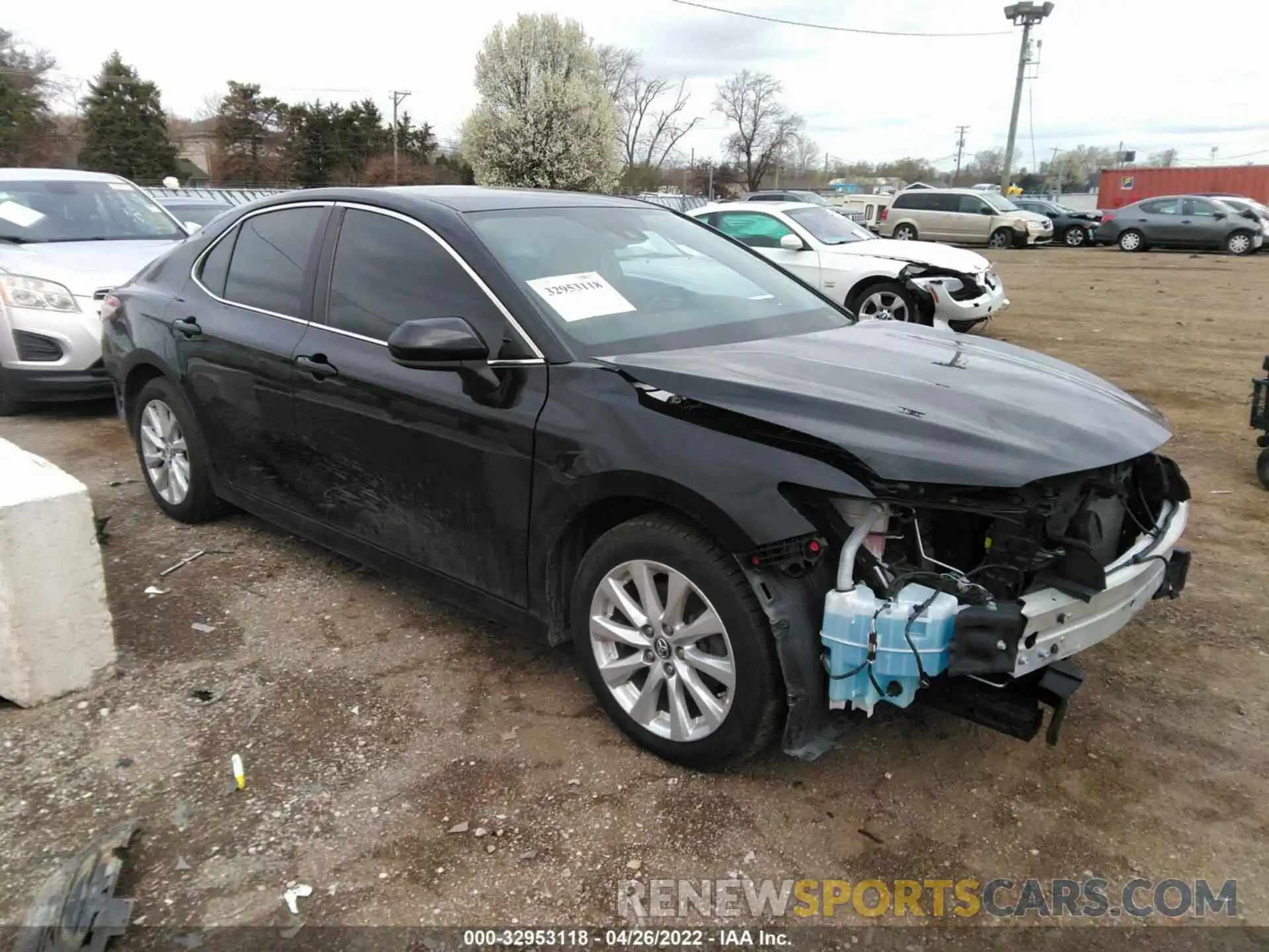 1 Фотография поврежденного автомобиля 4T1B11HK0KU819230 TOYOTA CAMRY 2019