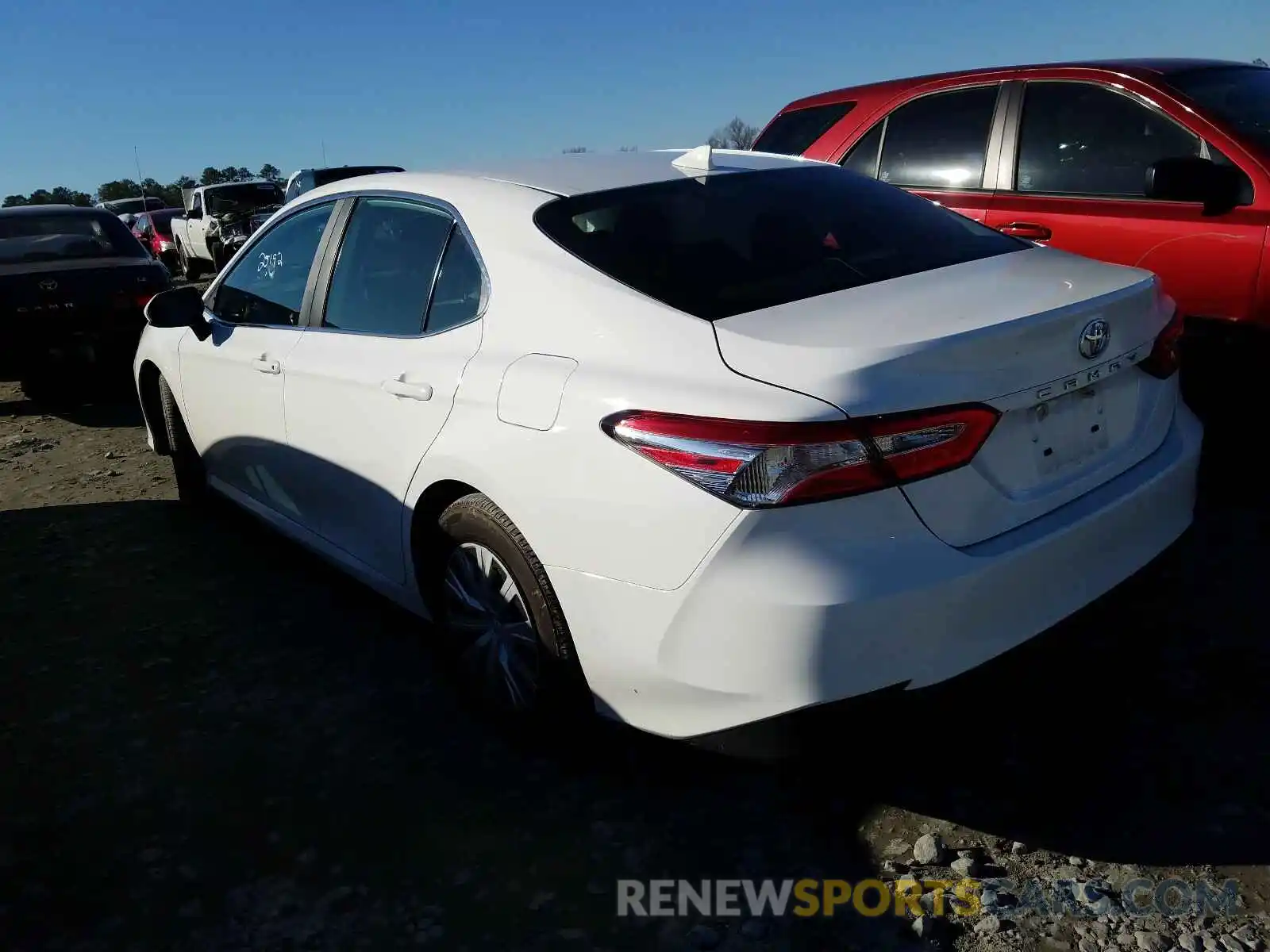 3 Photograph of a damaged car 4T1B11HK0KU820572 TOYOTA CAMRY 2019