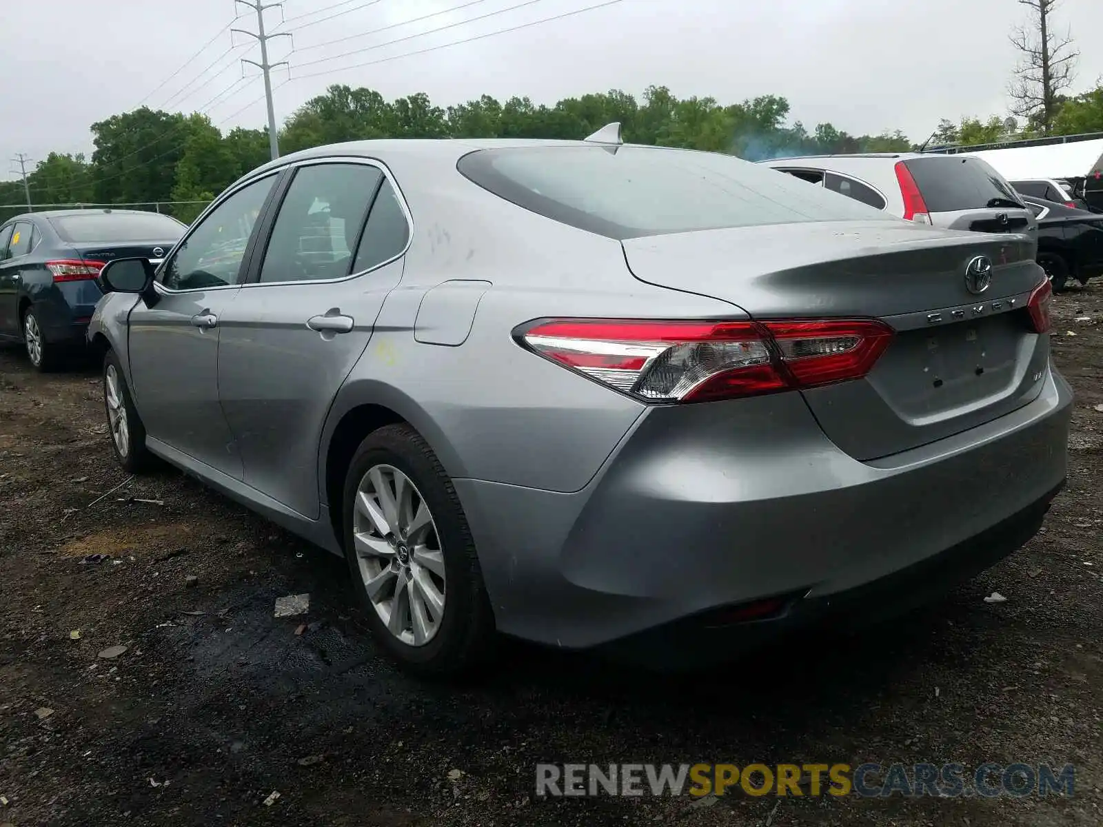 3 Photograph of a damaged car 4T1B11HK0KU820846 TOYOTA CAMRY 2019