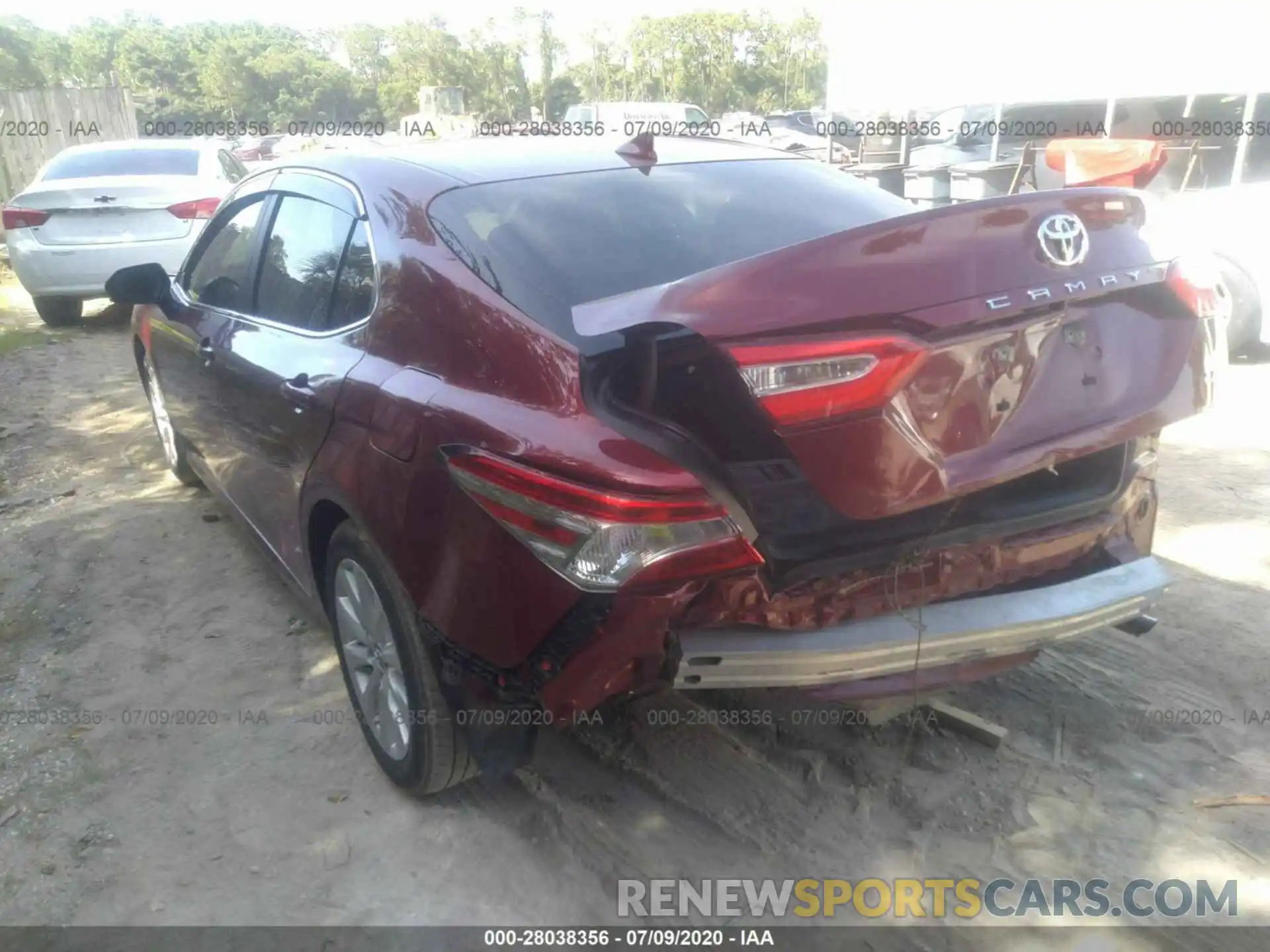 3 Photograph of a damaged car 4T1B11HK0KU824203 TOYOTA CAMRY 2019