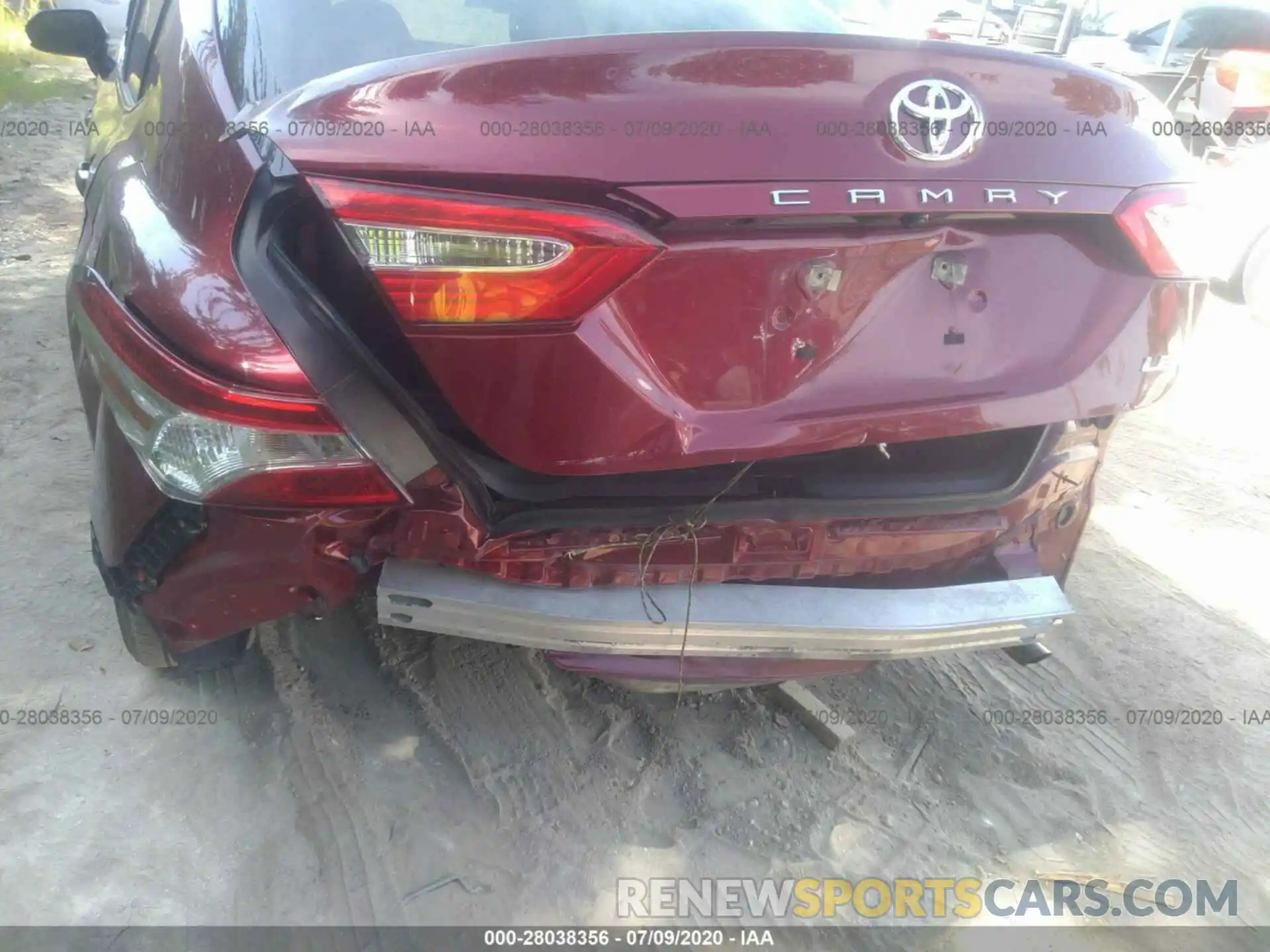 6 Photograph of a damaged car 4T1B11HK0KU824203 TOYOTA CAMRY 2019