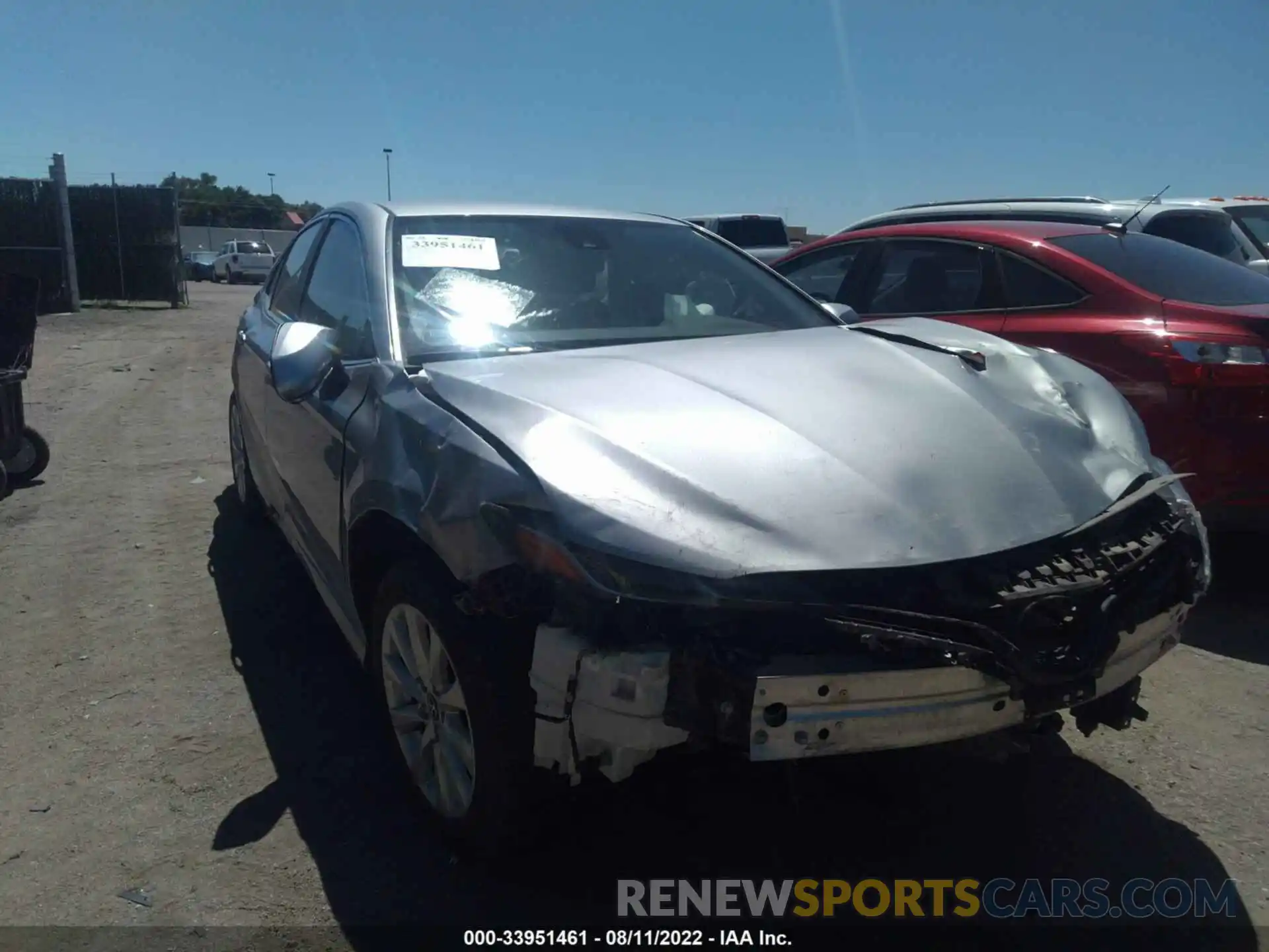 1 Photograph of a damaged car 4T1B11HK0KU824444 TOYOTA CAMRY 2019