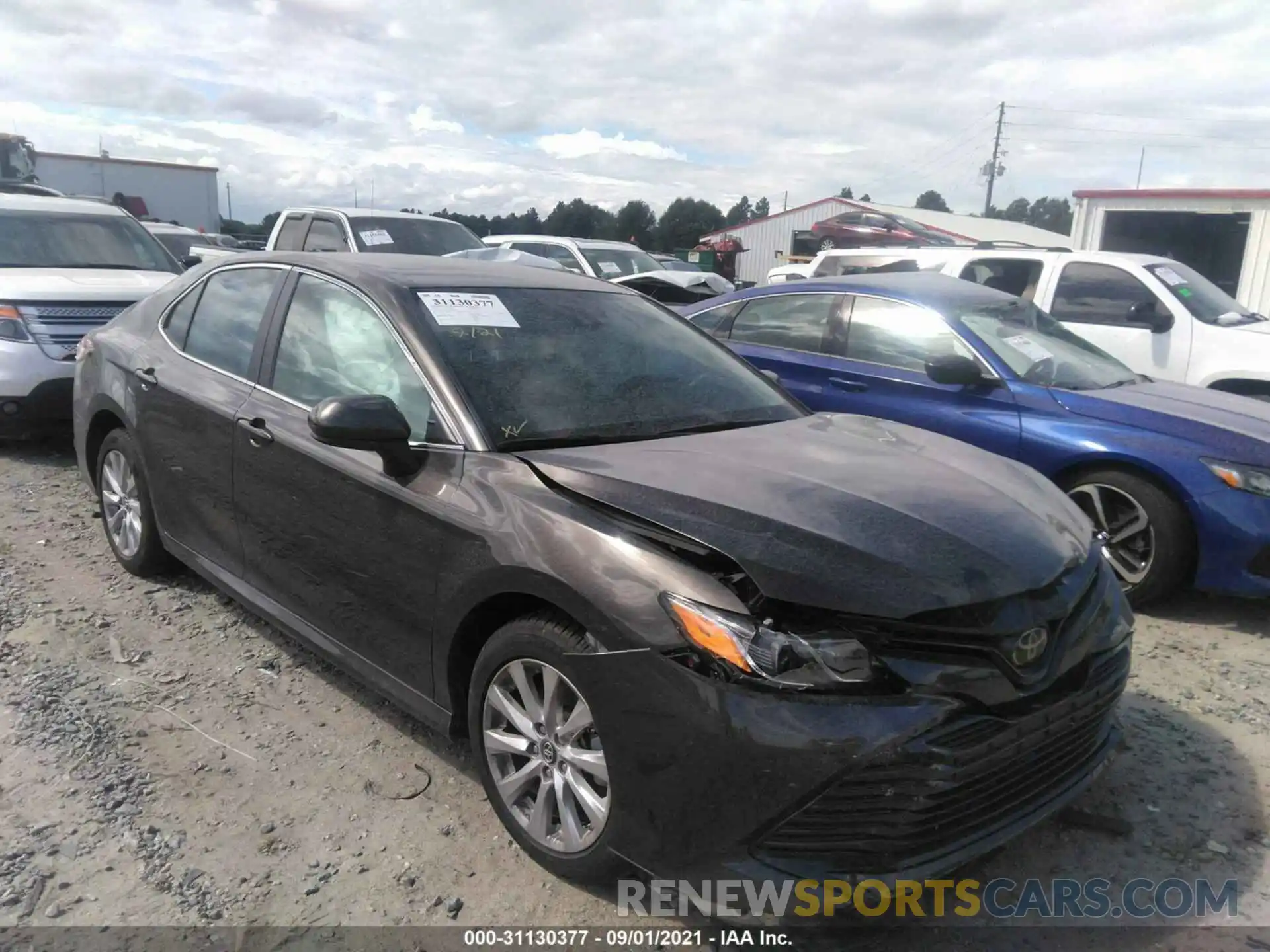 1 Photograph of a damaged car 4T1B11HK0KU827425 TOYOTA CAMRY 2019