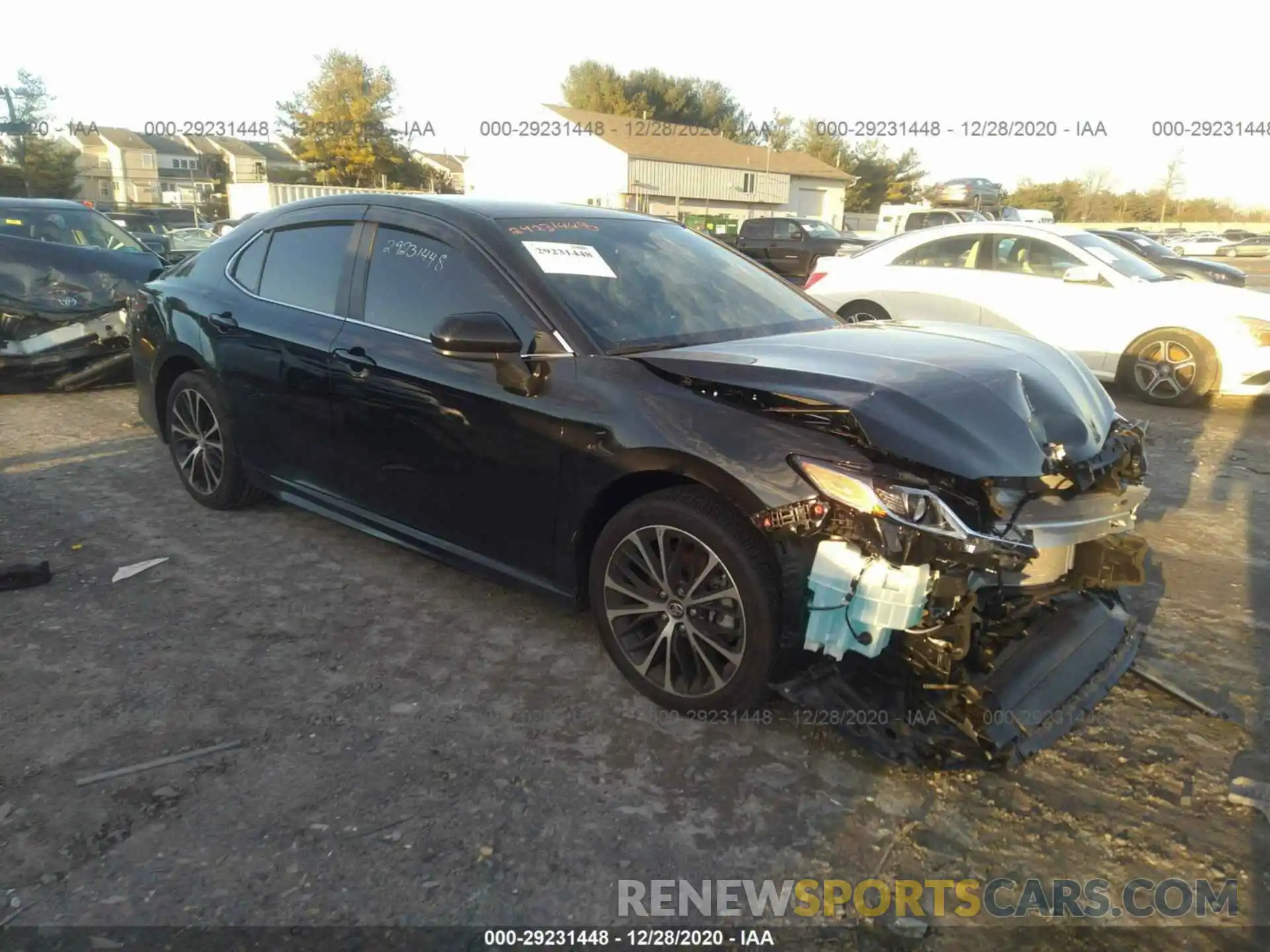 1 Photograph of a damaged car 4T1B11HK0KU829398 TOYOTA CAMRY 2019