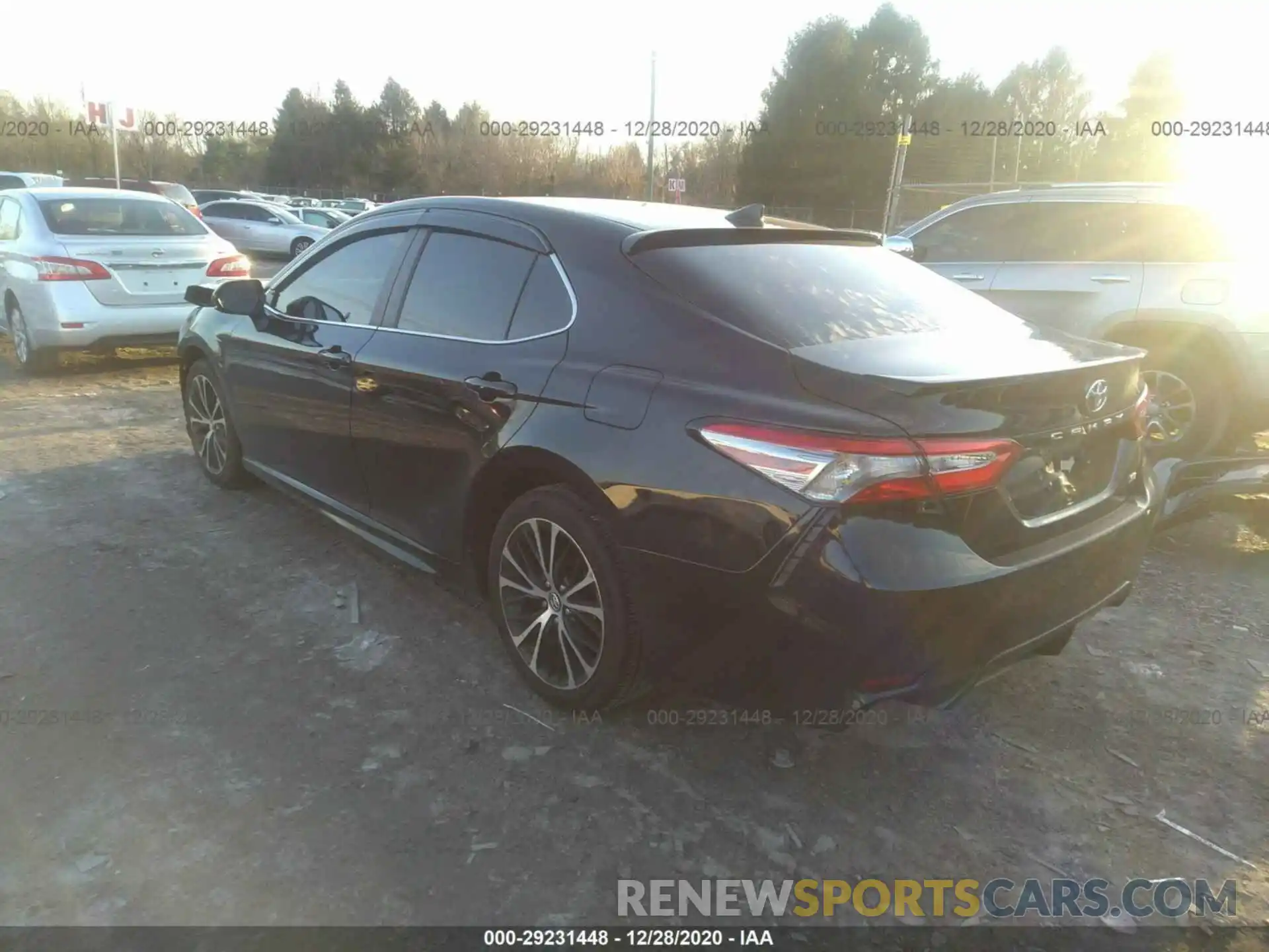 3 Photograph of a damaged car 4T1B11HK0KU829398 TOYOTA CAMRY 2019