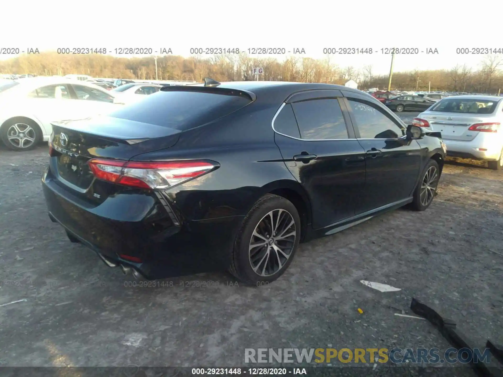 4 Фотография поврежденного автомобиля 4T1B11HK0KU829398 TOYOTA CAMRY 2019