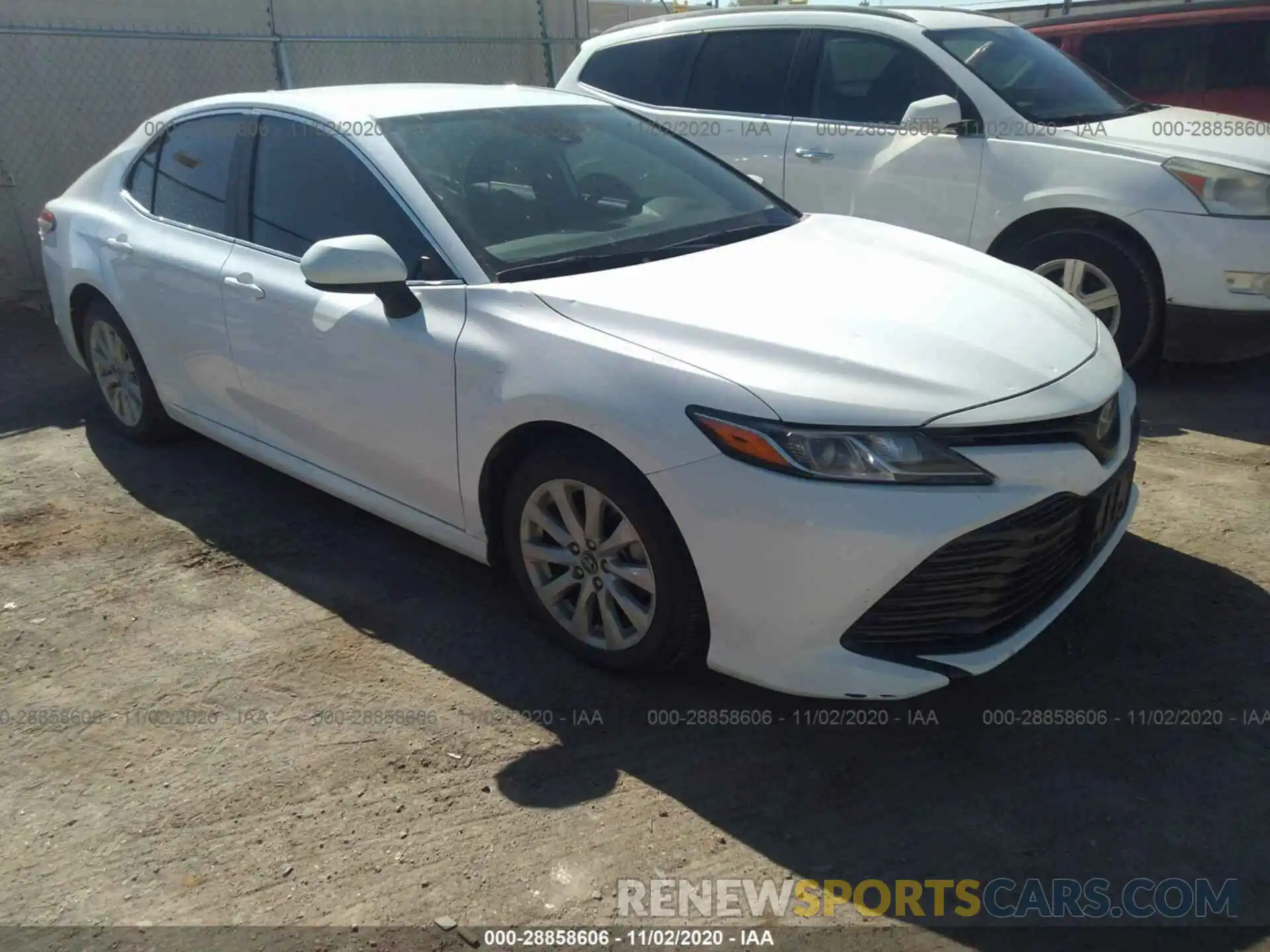 1 Photograph of a damaged car 4T1B11HK0KU830583 TOYOTA CAMRY 2019