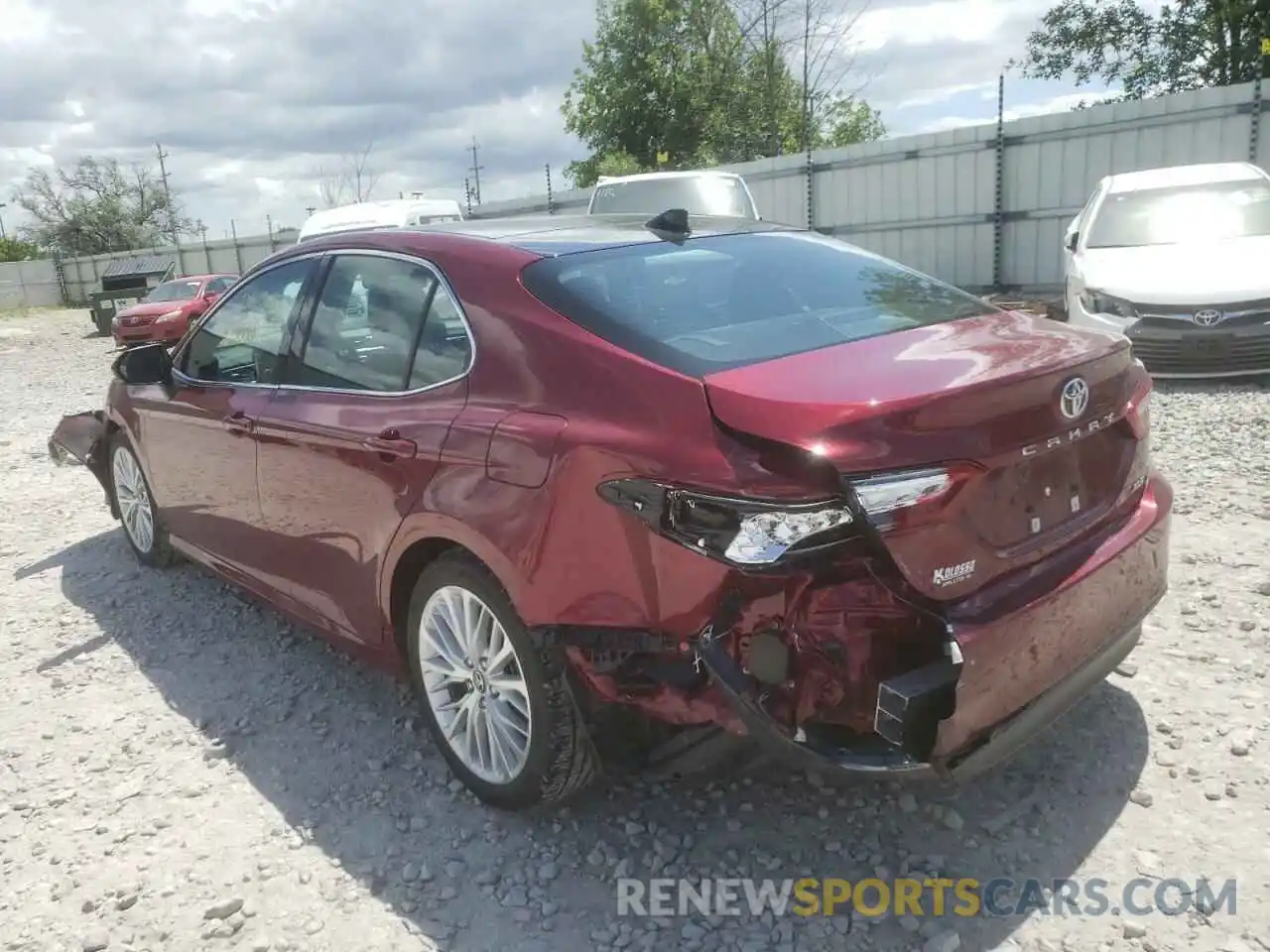 3 Photograph of a damaged car 4T1B11HK0KU831314 TOYOTA CAMRY 2019