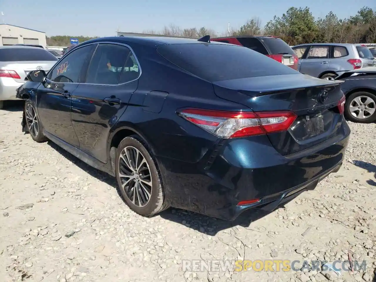 3 Photograph of a damaged car 4T1B11HK0KU833211 TOYOTA CAMRY 2019