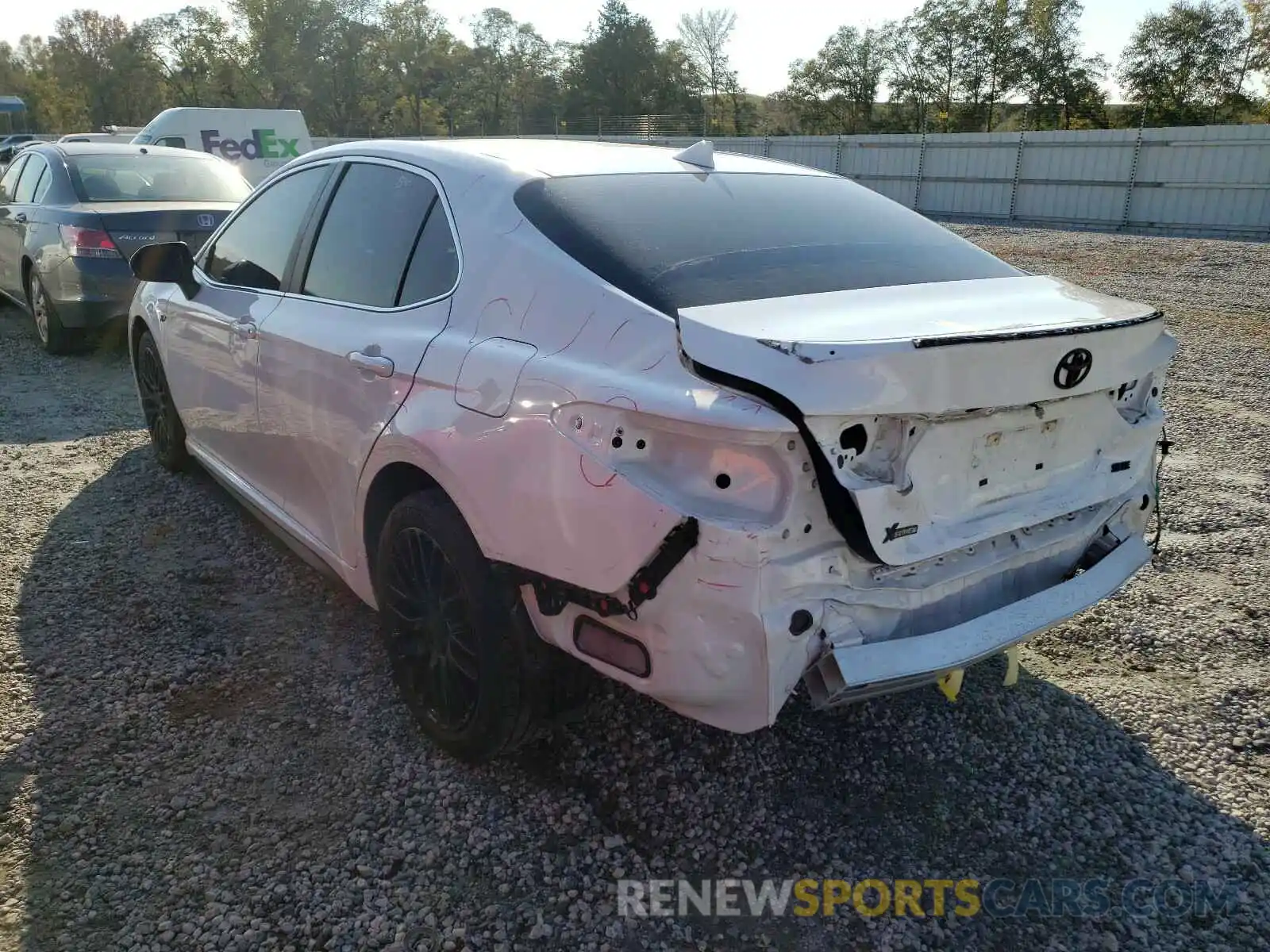 3 Photograph of a damaged car 4T1B11HK0KU834746 TOYOTA CAMRY 2019