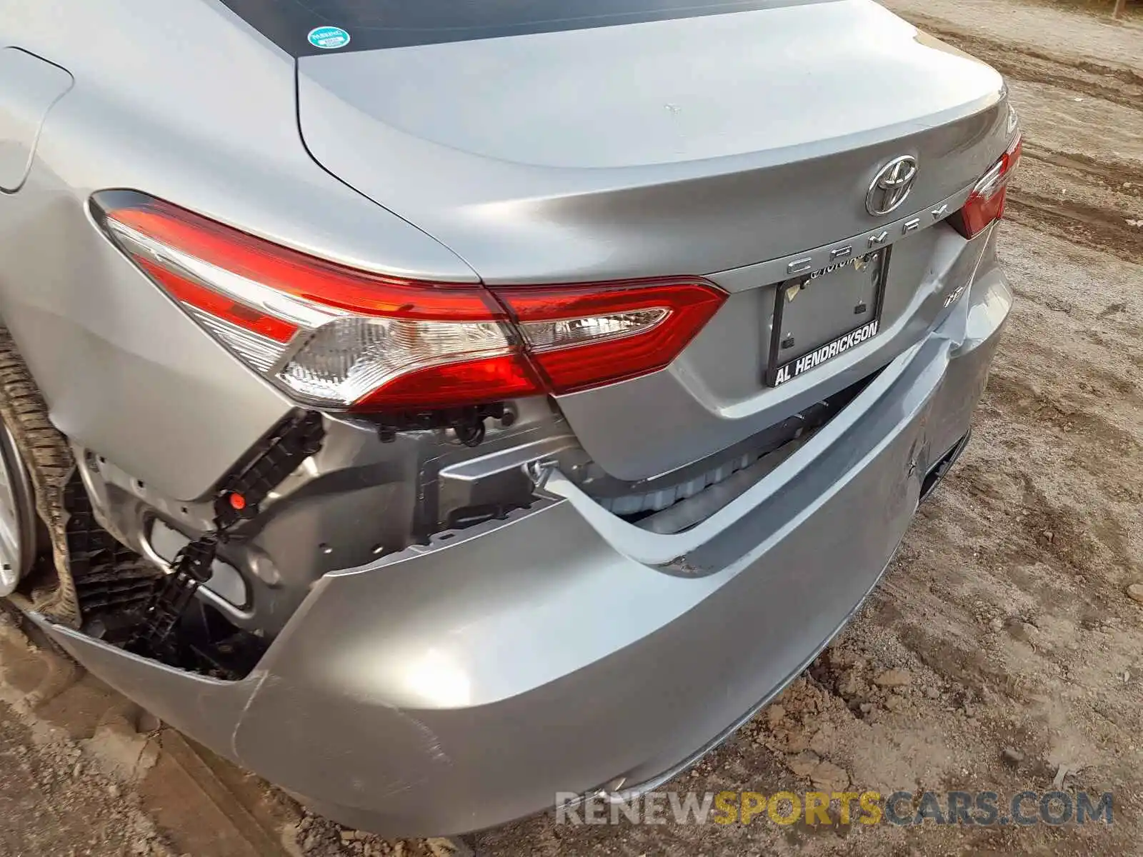 9 Photograph of a damaged car 4T1B11HK0KU835038 TOYOTA CAMRY 2019