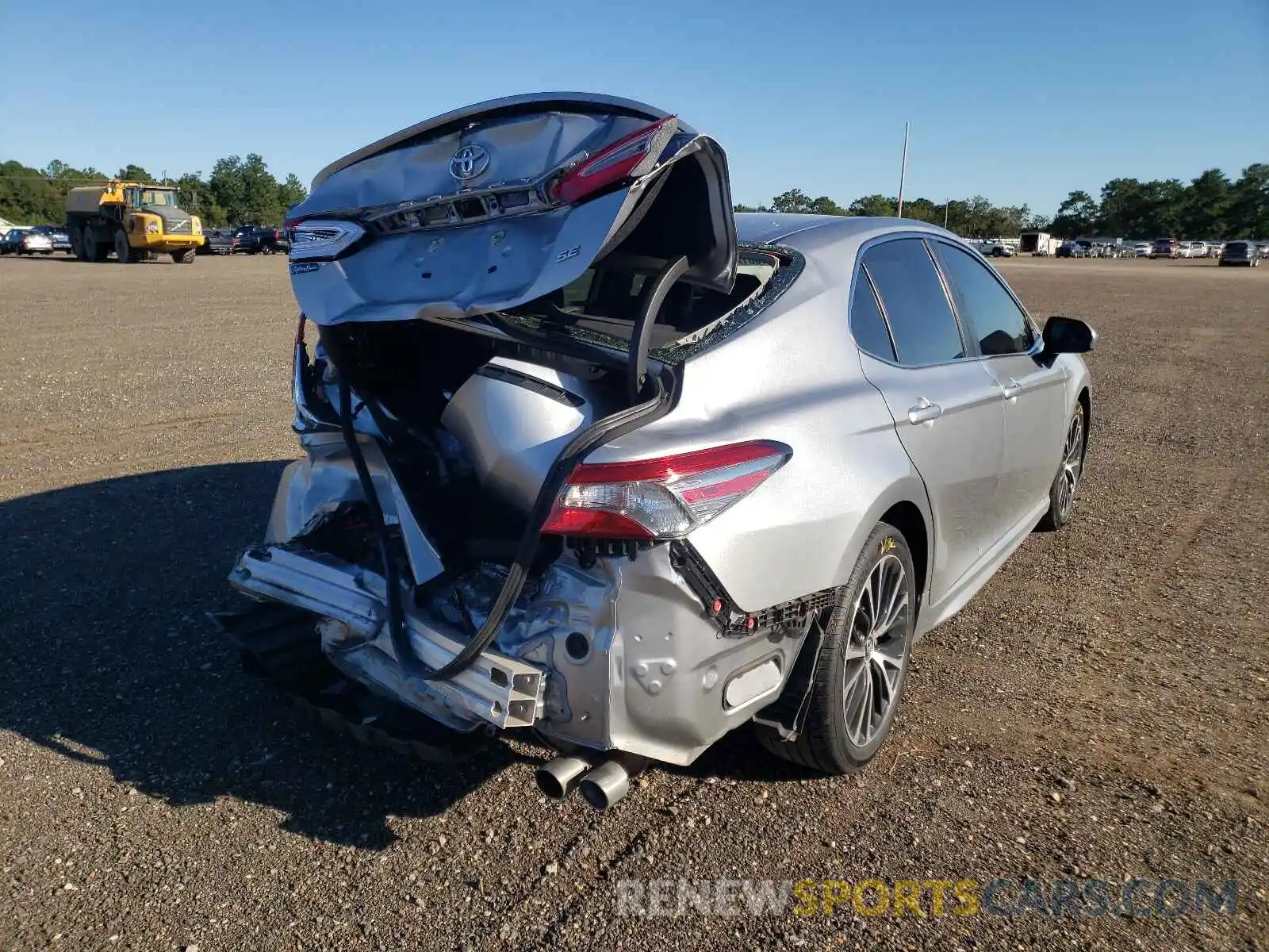 4 Photograph of a damaged car 4T1B11HK0KU835072 TOYOTA CAMRY 2019