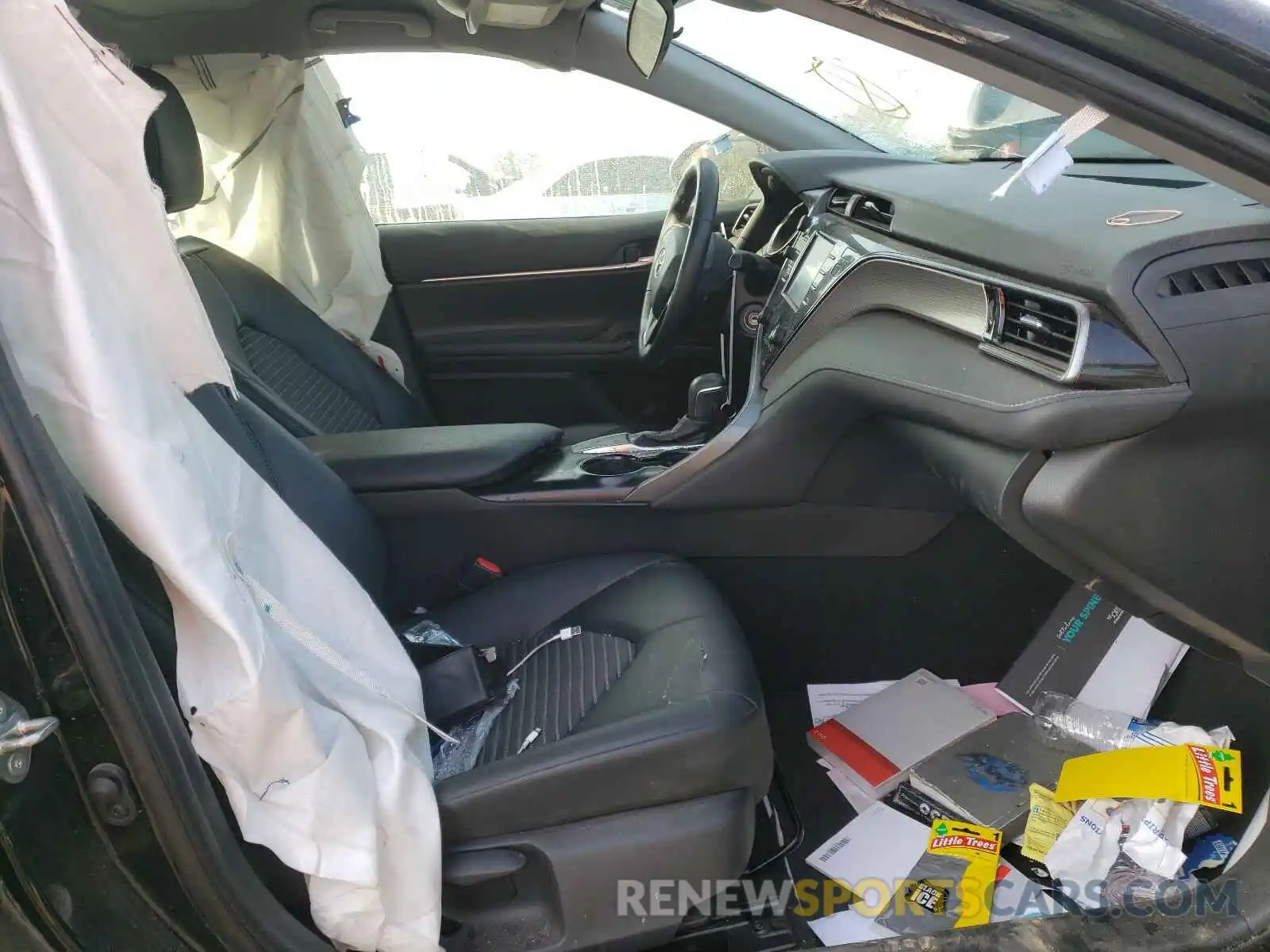 5 Photograph of a damaged car 4T1B11HK0KU835279 TOYOTA CAMRY 2019