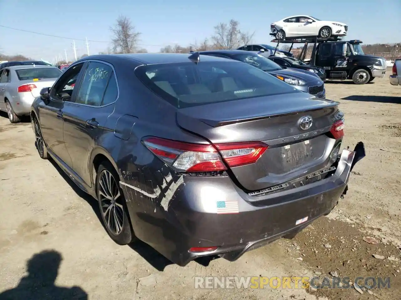 3 Photograph of a damaged car 4T1B11HK0KU836240 TOYOTA CAMRY 2019