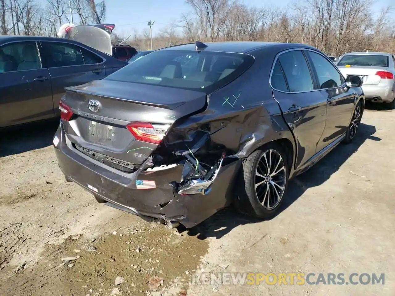 4 Фотография поврежденного автомобиля 4T1B11HK0KU836240 TOYOTA CAMRY 2019