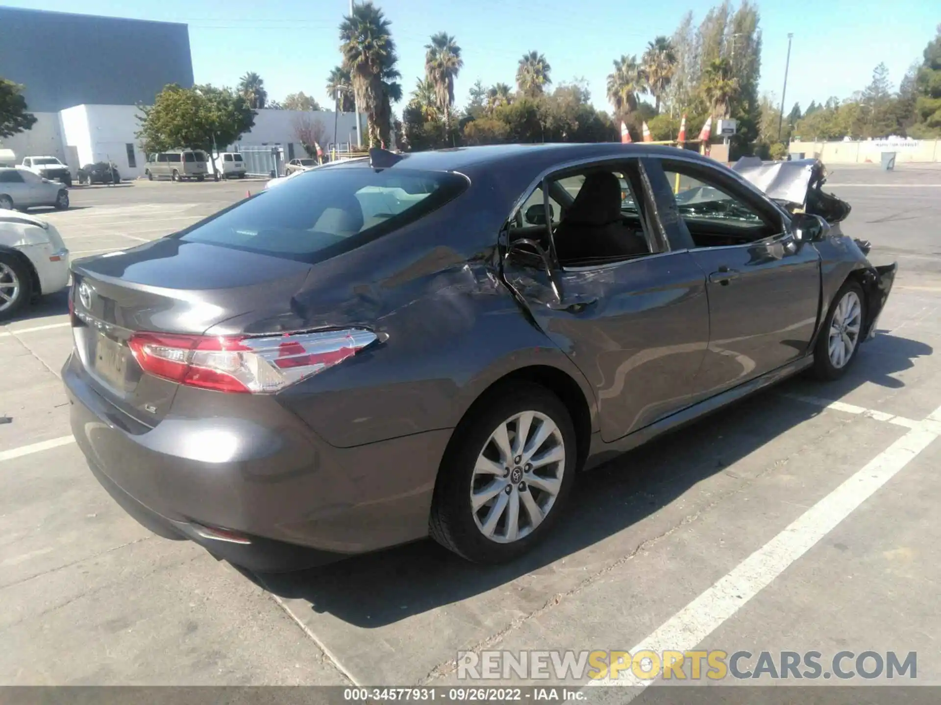 4 Photograph of a damaged car 4T1B11HK0KU839395 TOYOTA CAMRY 2019