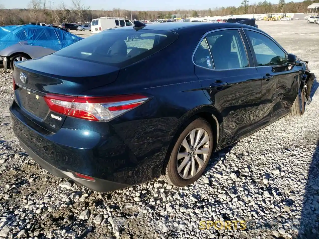 4 Photograph of a damaged car 4T1B11HK0KU841468 TOYOTA CAMRY 2019