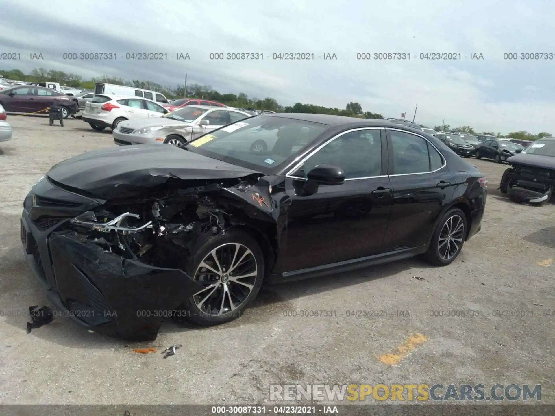 2 Photograph of a damaged car 4T1B11HK0KU842796 TOYOTA CAMRY 2019