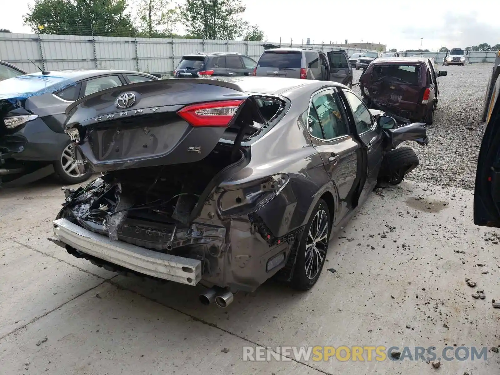 4 Photograph of a damaged car 4T1B11HK0KU844063 TOYOTA CAMRY 2019