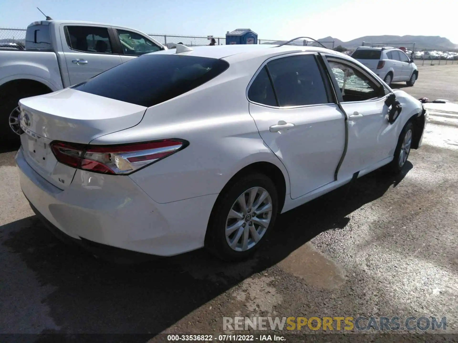 4 Photograph of a damaged car 4T1B11HK0KU845505 TOYOTA CAMRY 2019