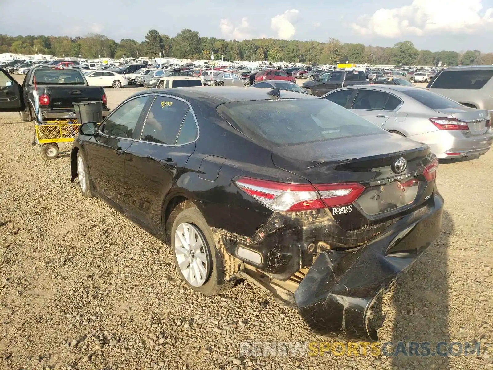 3 Photograph of a damaged car 4T1B11HK0KU847089 TOYOTA CAMRY 2019