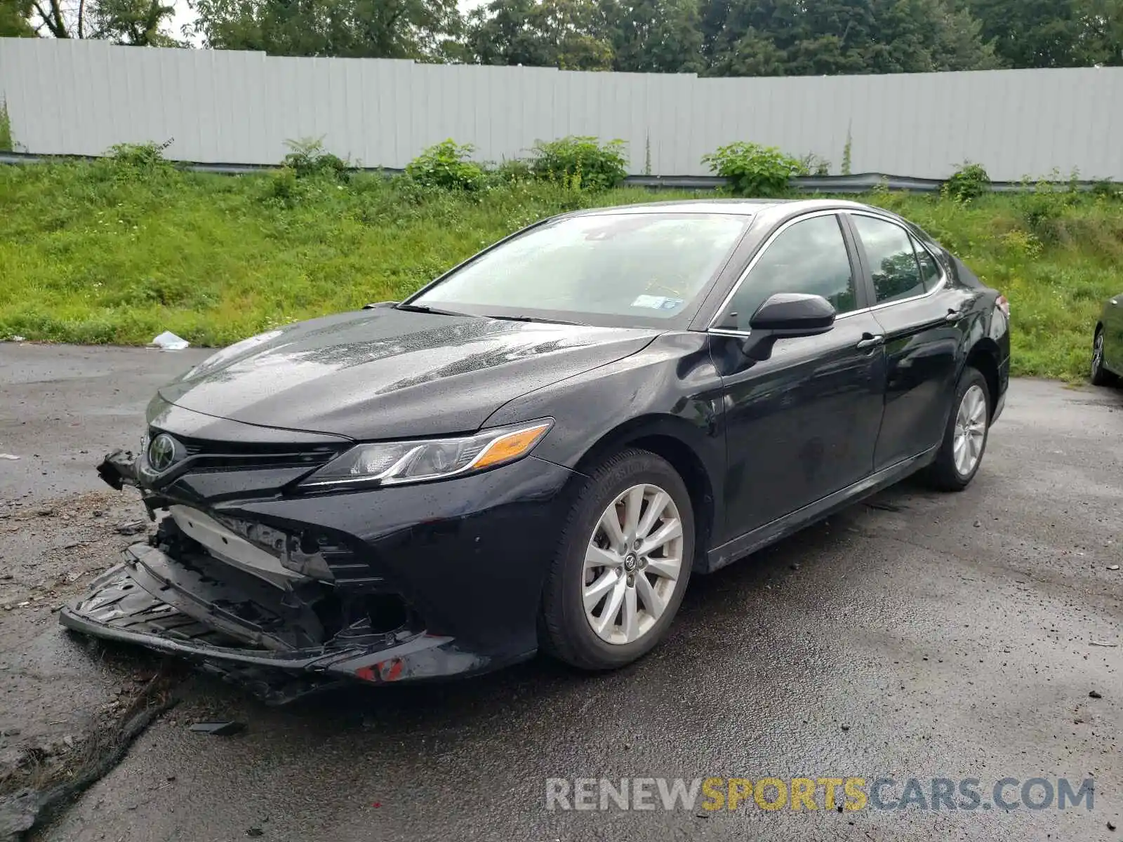 2 Photograph of a damaged car 4T1B11HK0KU849098 TOYOTA CAMRY 2019