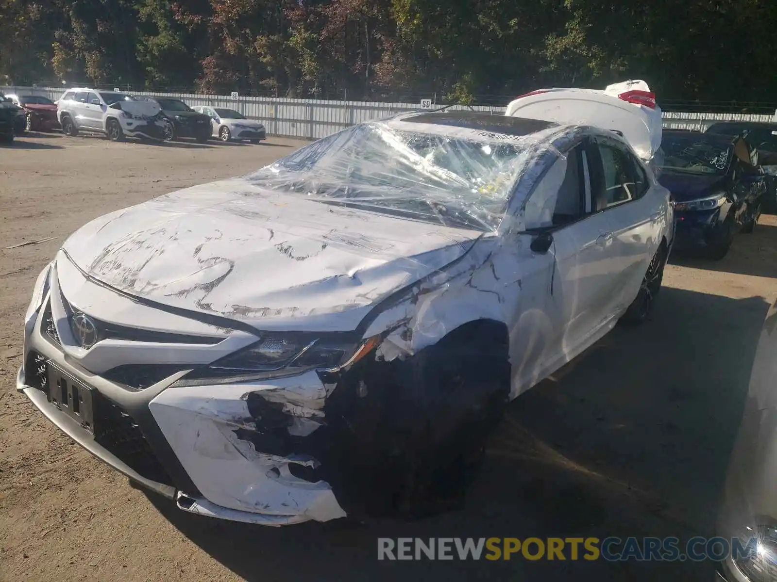 2 Photograph of a damaged car 4T1B11HK0KU850963 TOYOTA CAMRY 2019