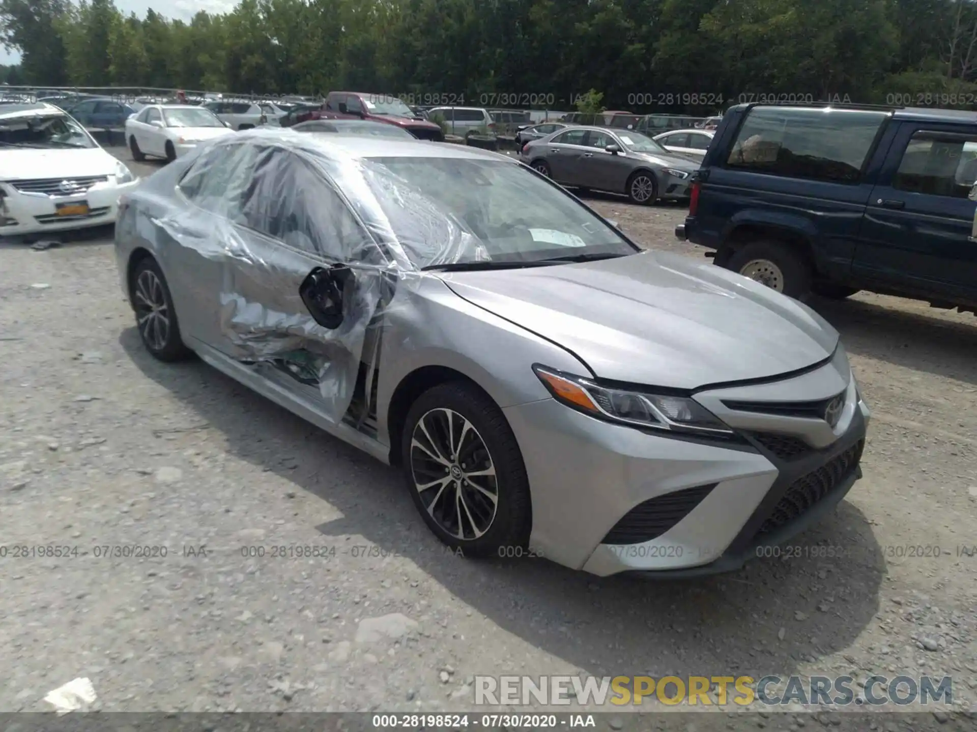 1 Photograph of a damaged car 4T1B11HK0KU852843 TOYOTA CAMRY 2019