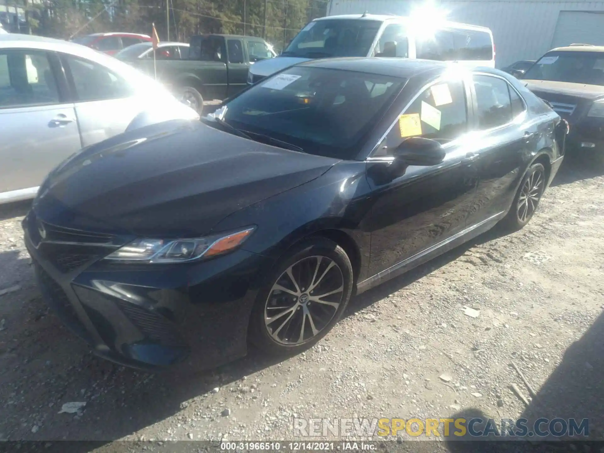 2 Photograph of a damaged car 4T1B11HK0KU856505 TOYOTA CAMRY 2019