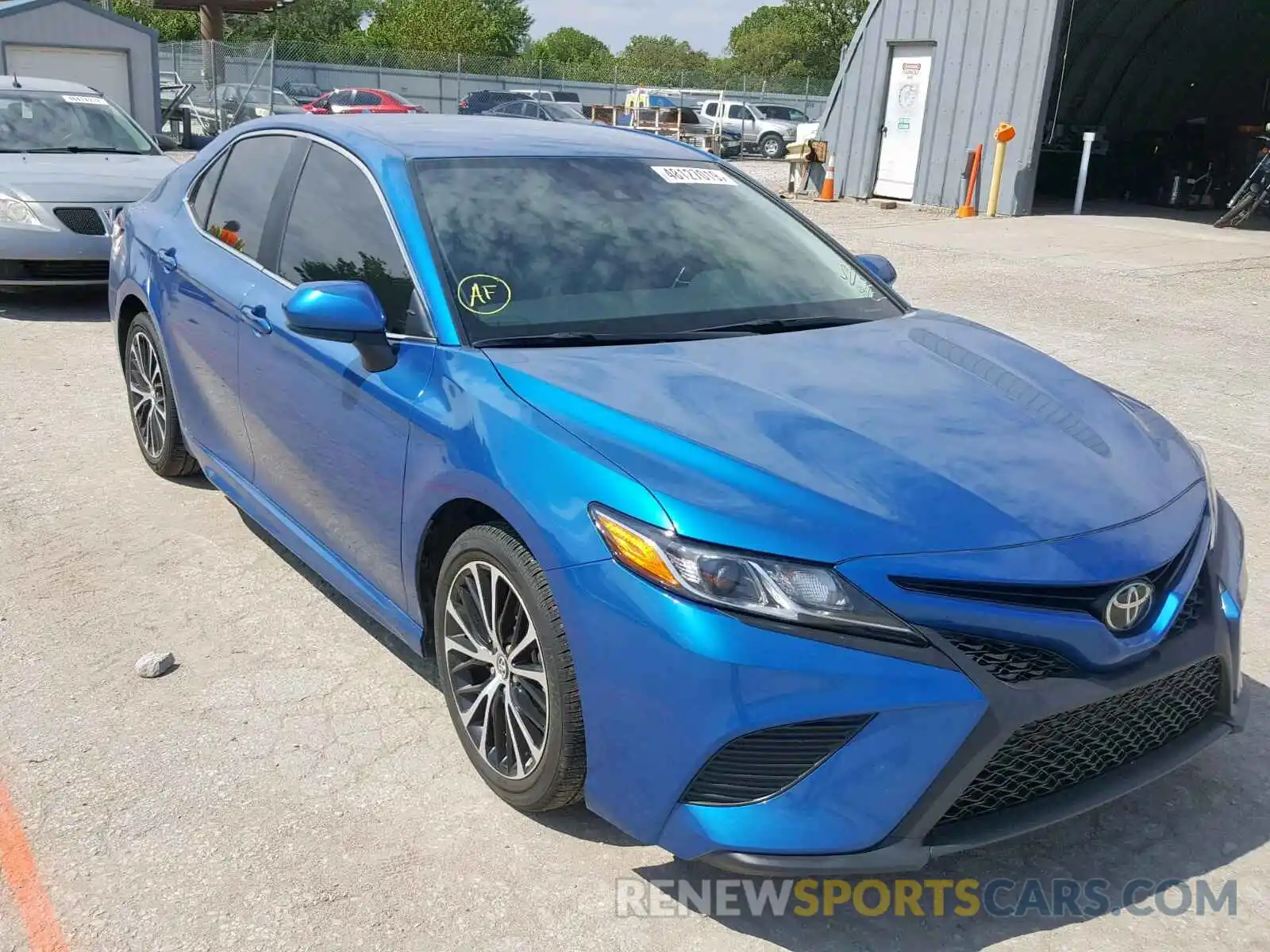 1 Photograph of a damaged car 4T1B11HK1KU160557 TOYOTA CAMRY 2019