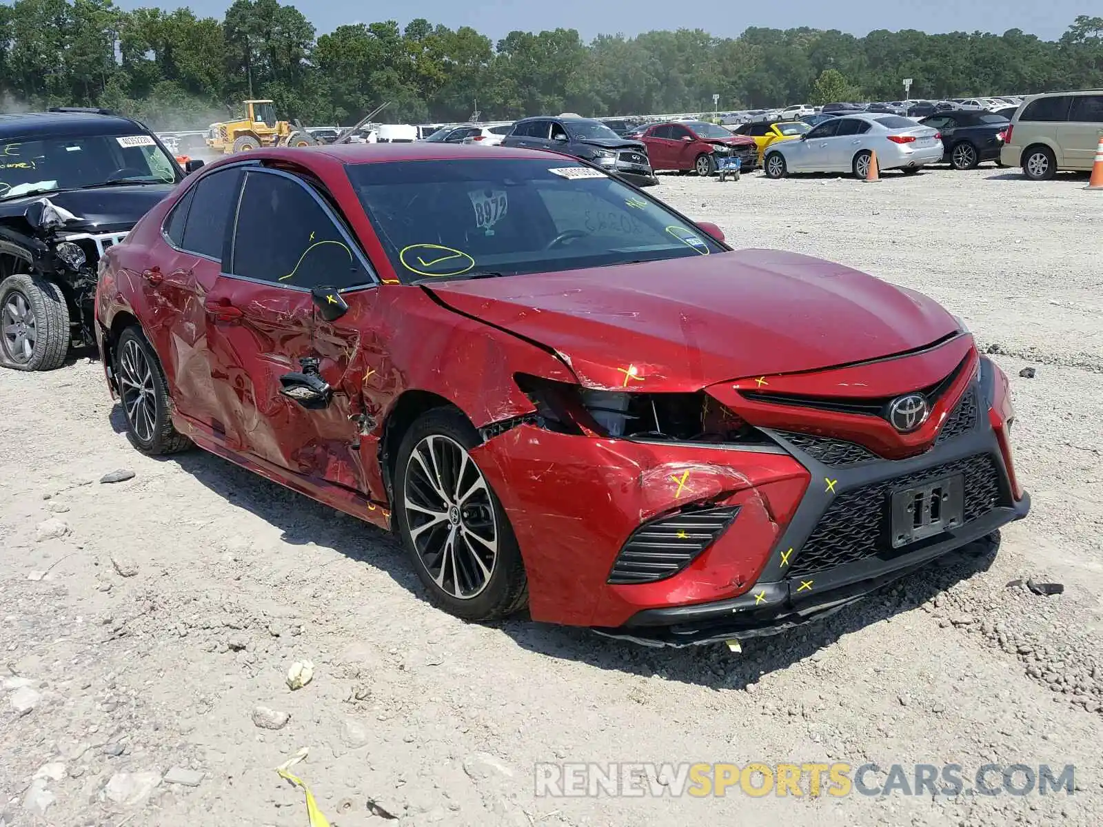 1 Photograph of a damaged car 4T1B11HK1KU160879 TOYOTA CAMRY 2019