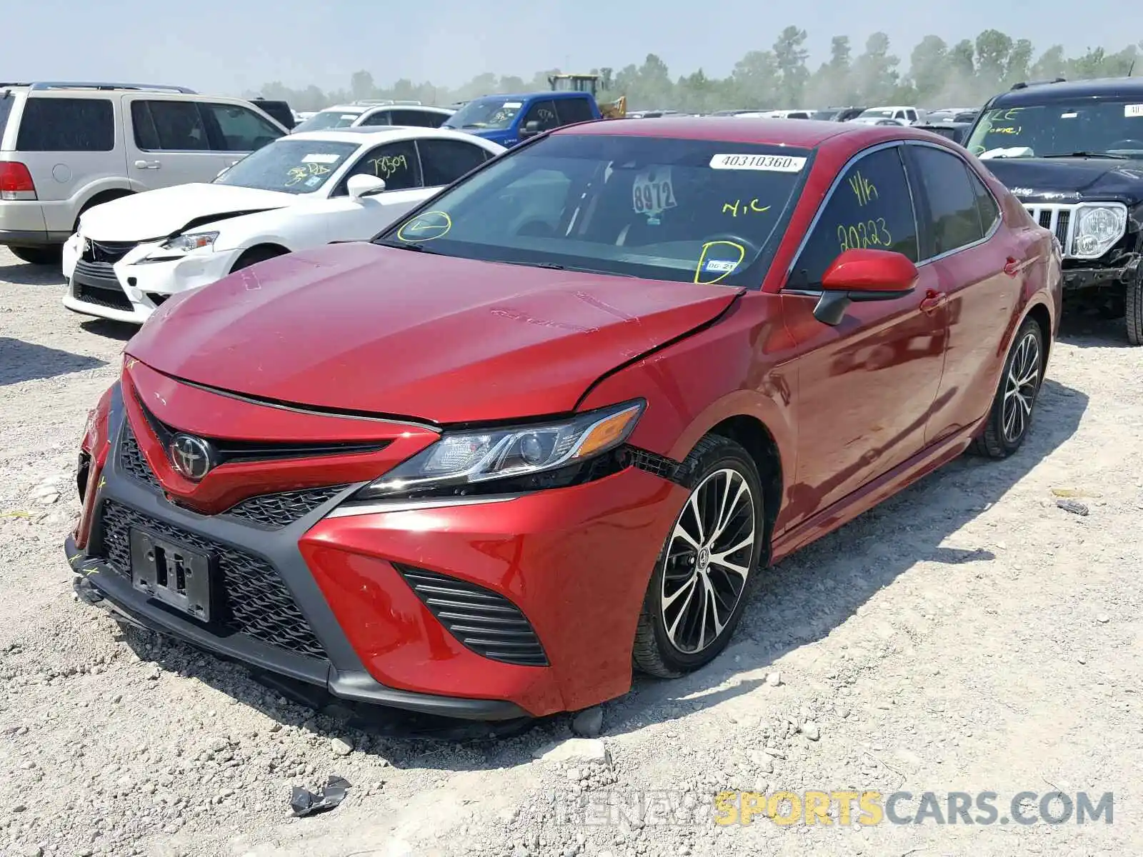 2 Photograph of a damaged car 4T1B11HK1KU160879 TOYOTA CAMRY 2019