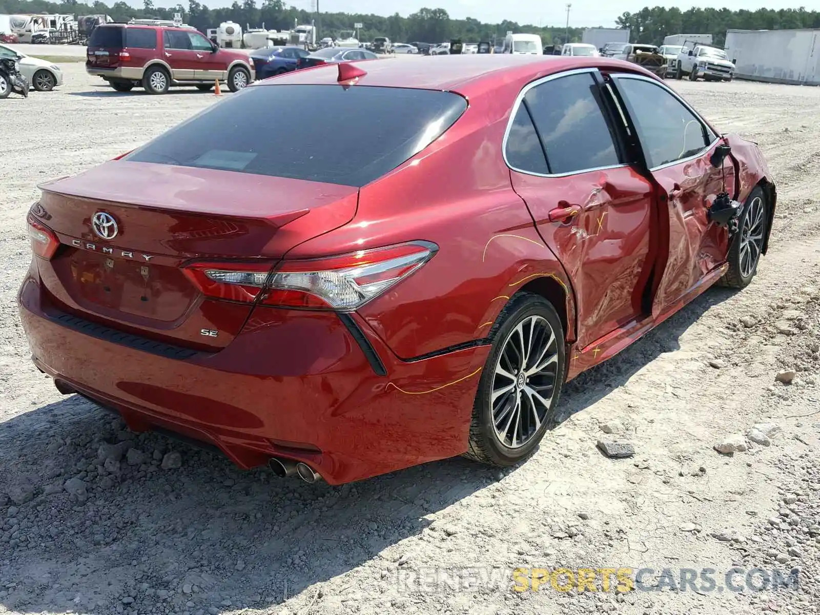 4 Photograph of a damaged car 4T1B11HK1KU160879 TOYOTA CAMRY 2019