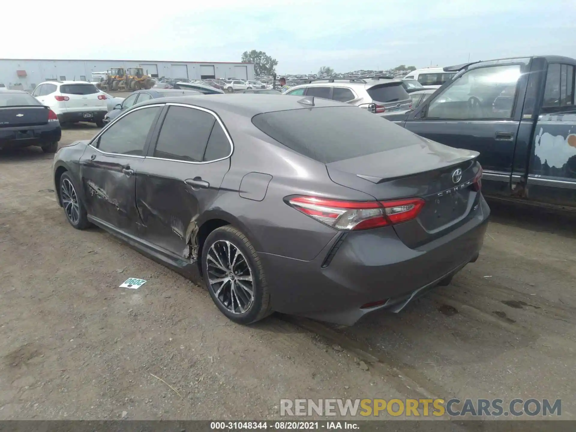 3 Photograph of a damaged car 4T1B11HK1KU161661 TOYOTA CAMRY 2019