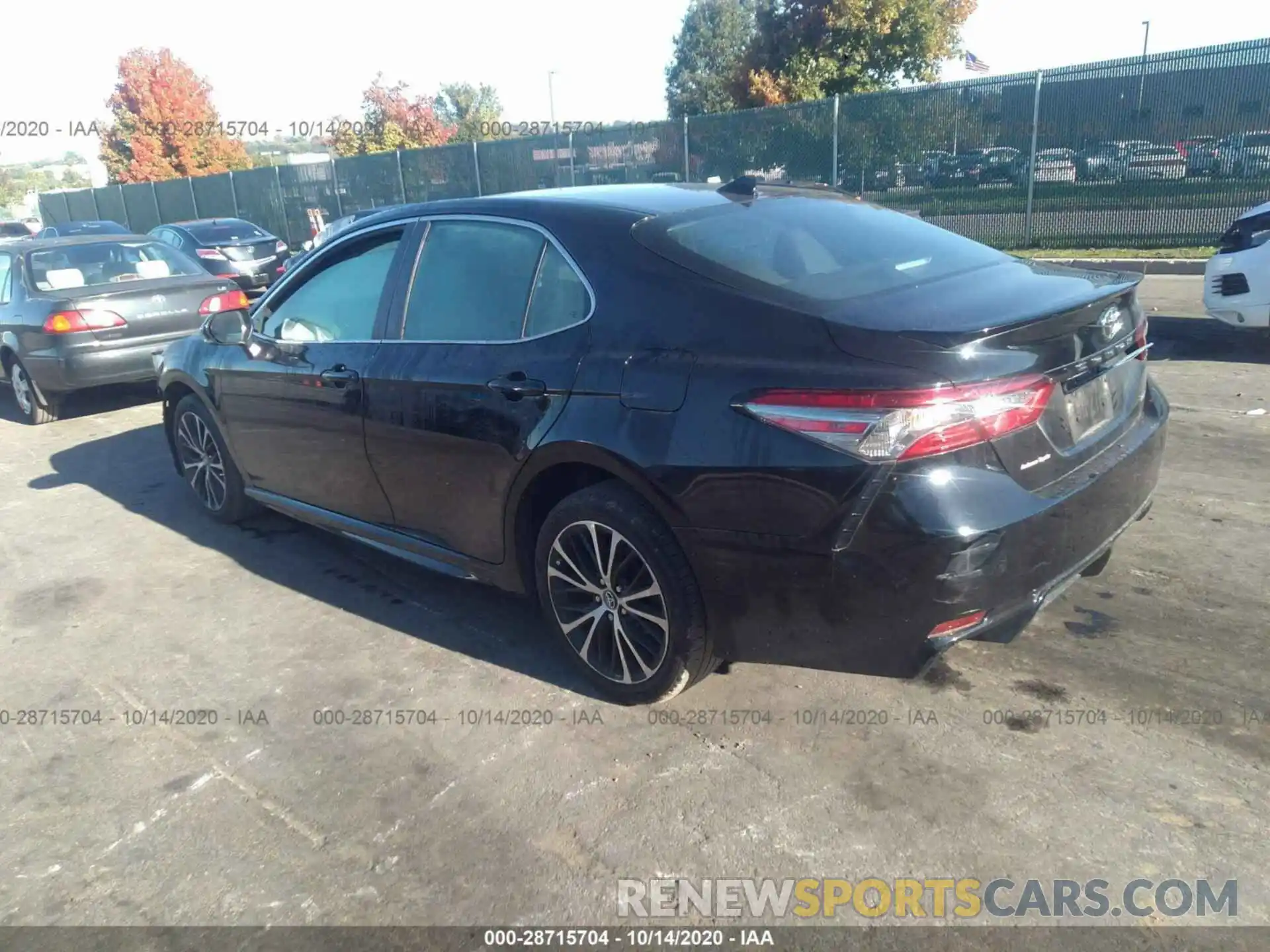 3 Photograph of a damaged car 4T1B11HK1KU162809 TOYOTA CAMRY 2019