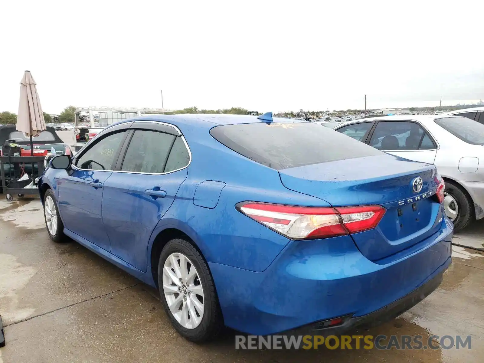 3 Photograph of a damaged car 4T1B11HK1KU164513 TOYOTA CAMRY 2019