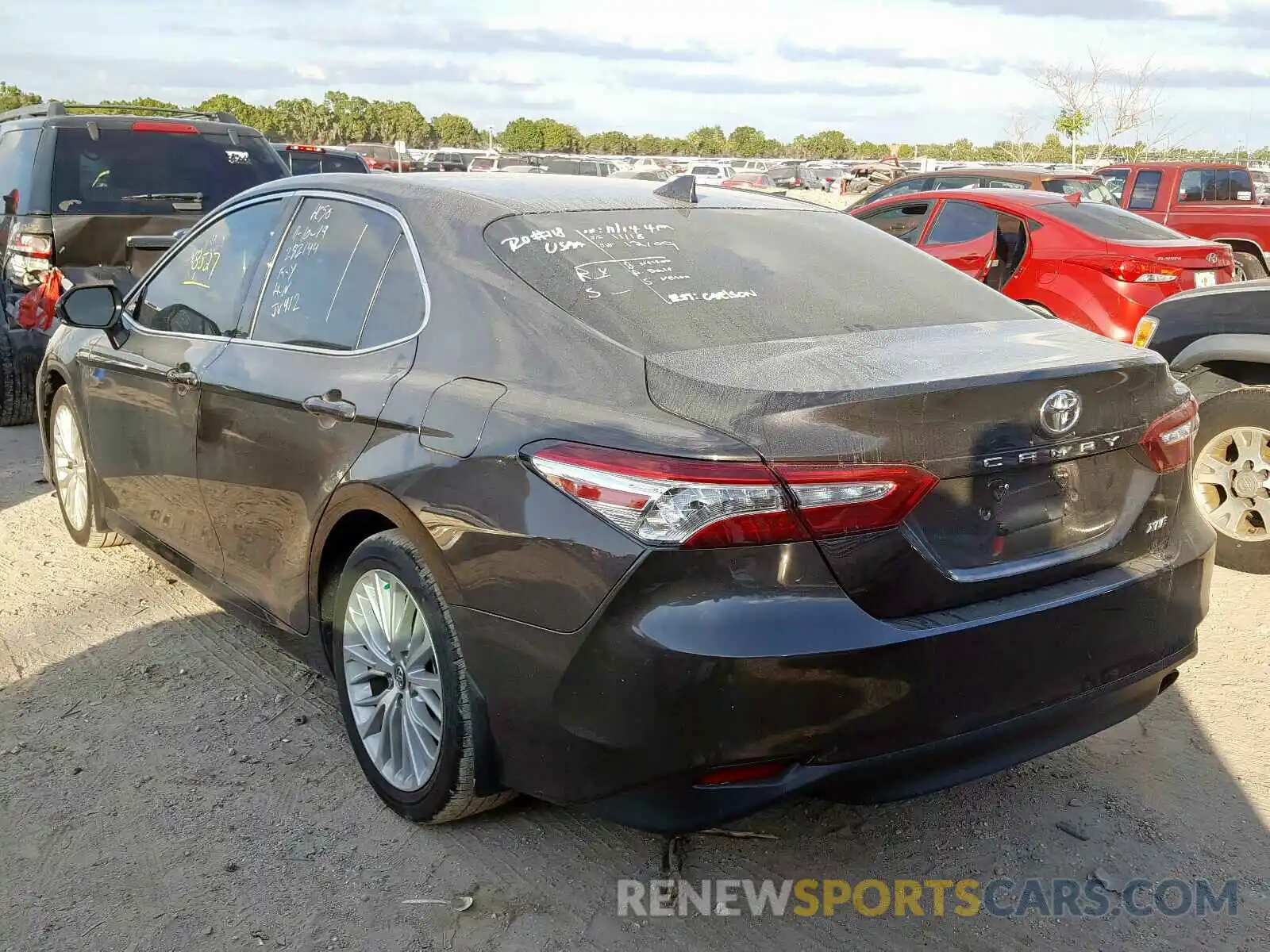 3 Photograph of a damaged car 4T1B11HK1KU164835 TOYOTA CAMRY 2019