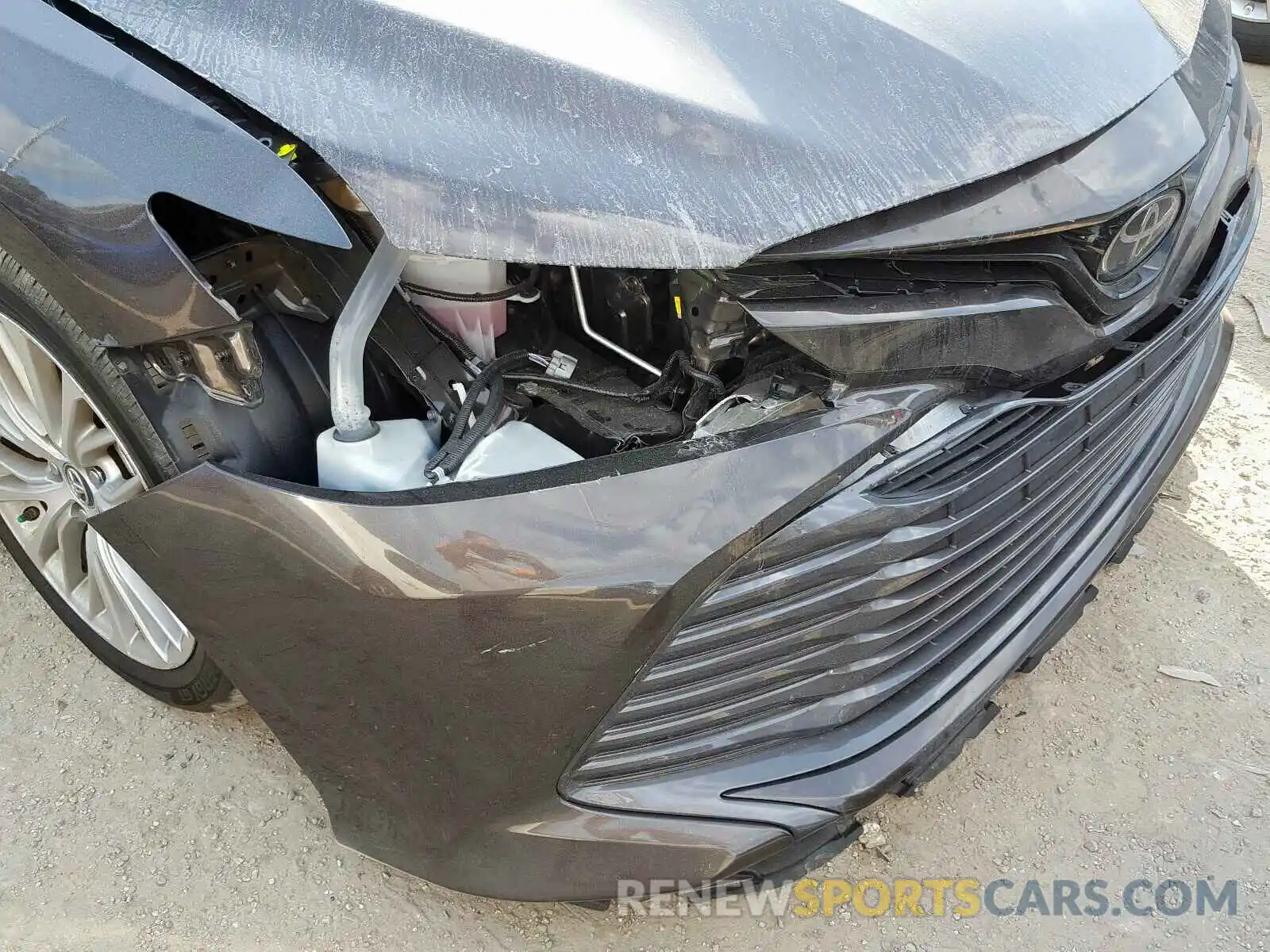 9 Photograph of a damaged car 4T1B11HK1KU164835 TOYOTA CAMRY 2019