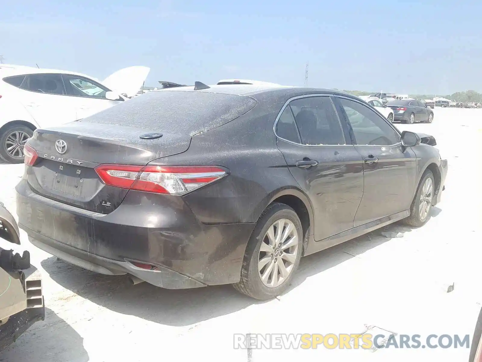 4 Фотография поврежденного автомобиля 4T1B11HK1KU168934 TOYOTA CAMRY 2019