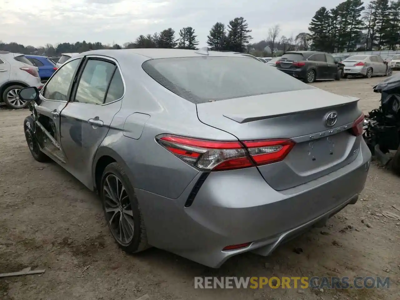 3 Photograph of a damaged car 4T1B11HK1KU172322 TOYOTA CAMRY 2019