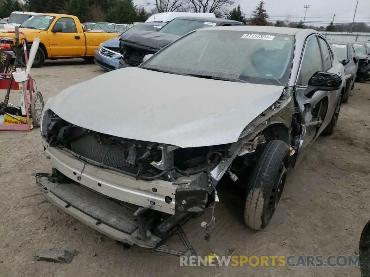 9 Photograph of a damaged car 4T1B11HK1KU172322 TOYOTA CAMRY 2019