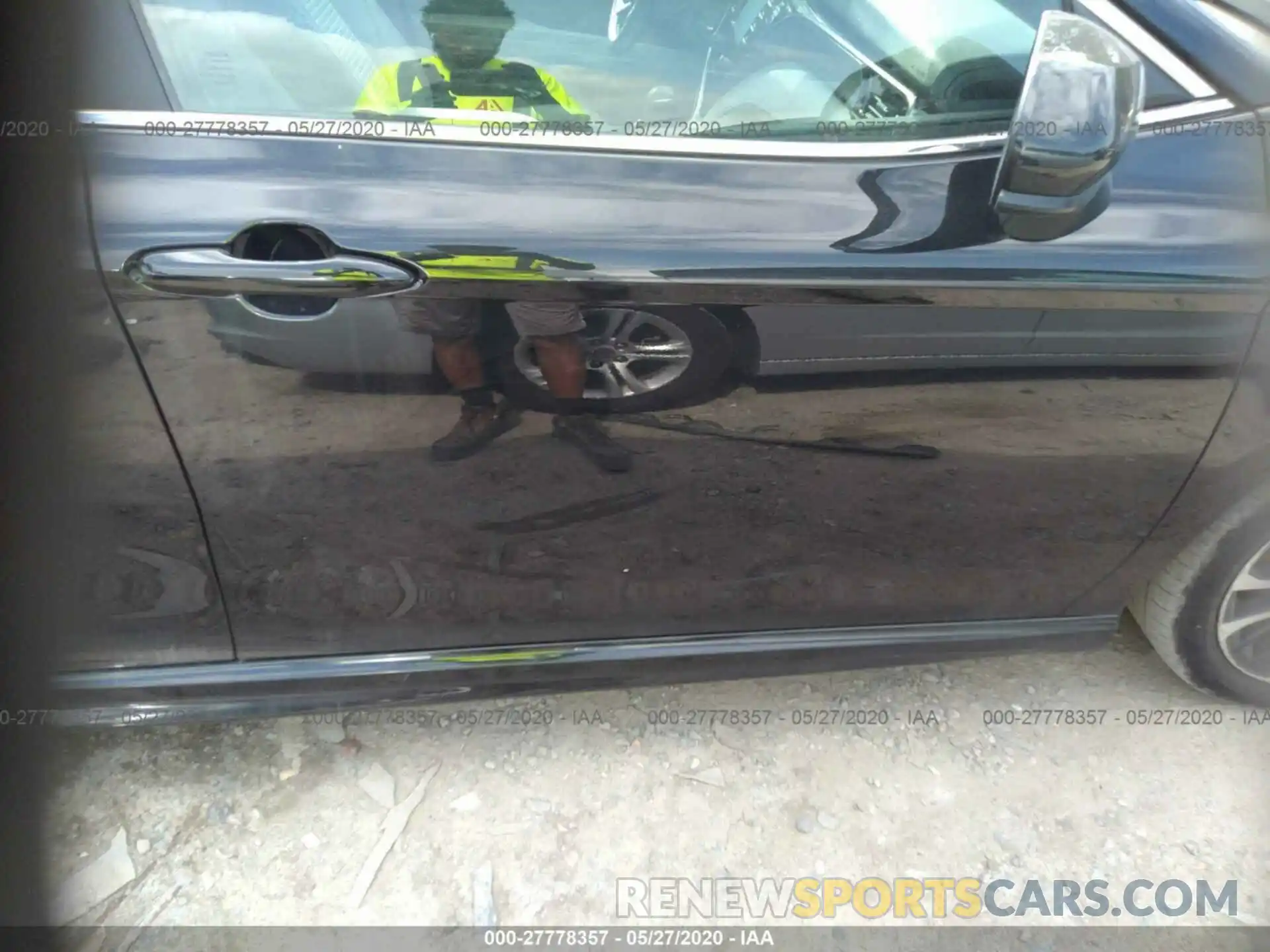 6 Photograph of a damaged car 4T1B11HK1KU172742 TOYOTA CAMRY 2019