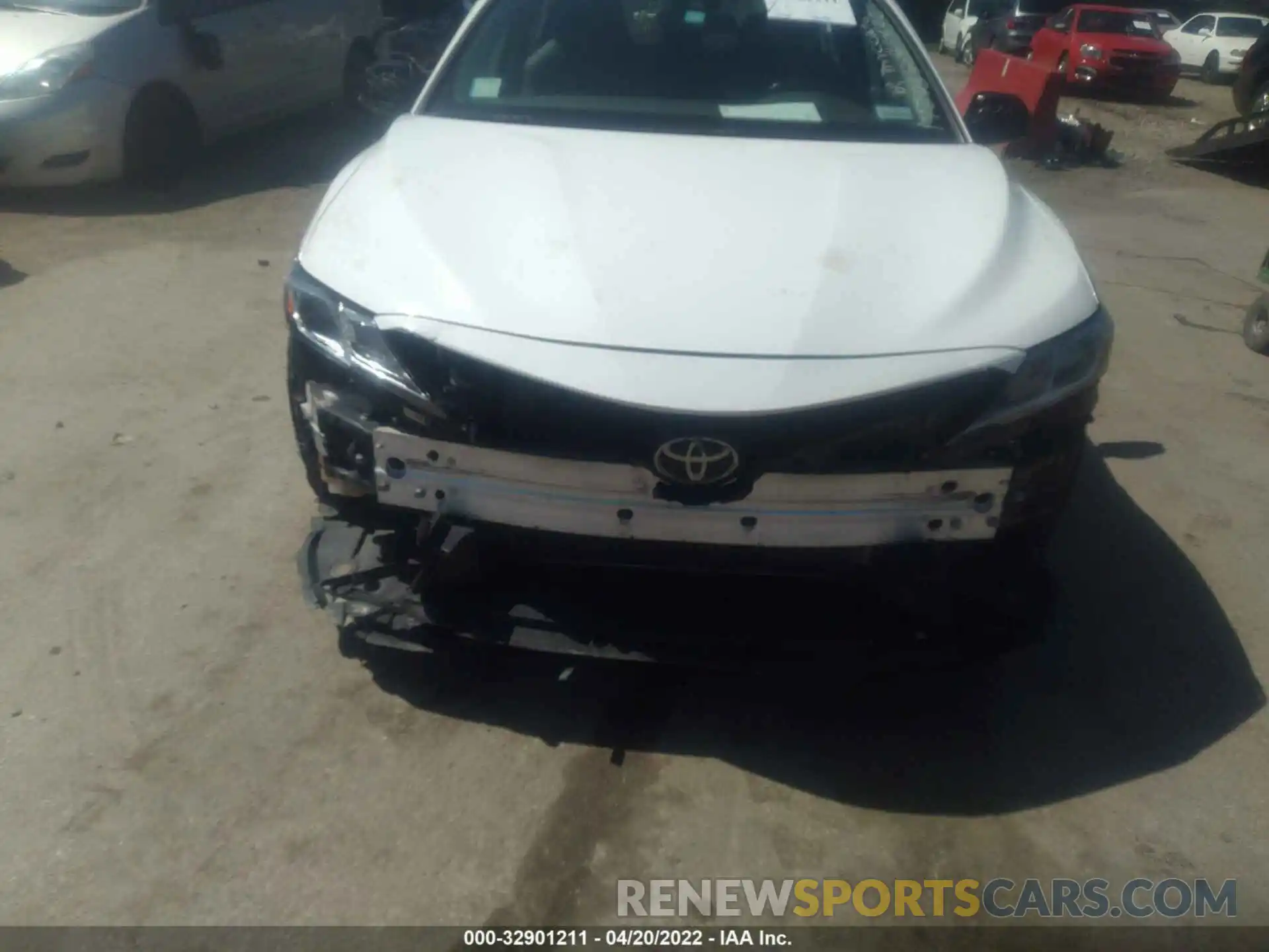 6 Photograph of a damaged car 4T1B11HK1KU172837 TOYOTA CAMRY 2019