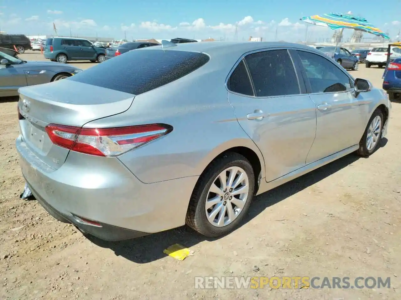 4 Фотография поврежденного автомобиля 4T1B11HK1KU173521 TOYOTA CAMRY 2019