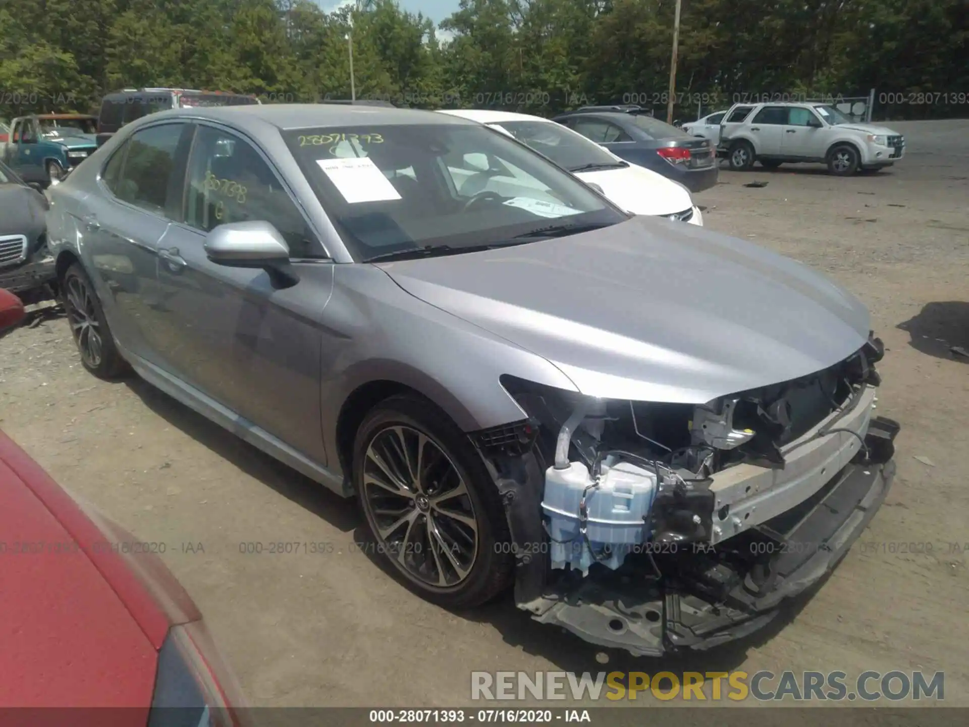 1 Photograph of a damaged car 4T1B11HK1KU174569 TOYOTA CAMRY 2019