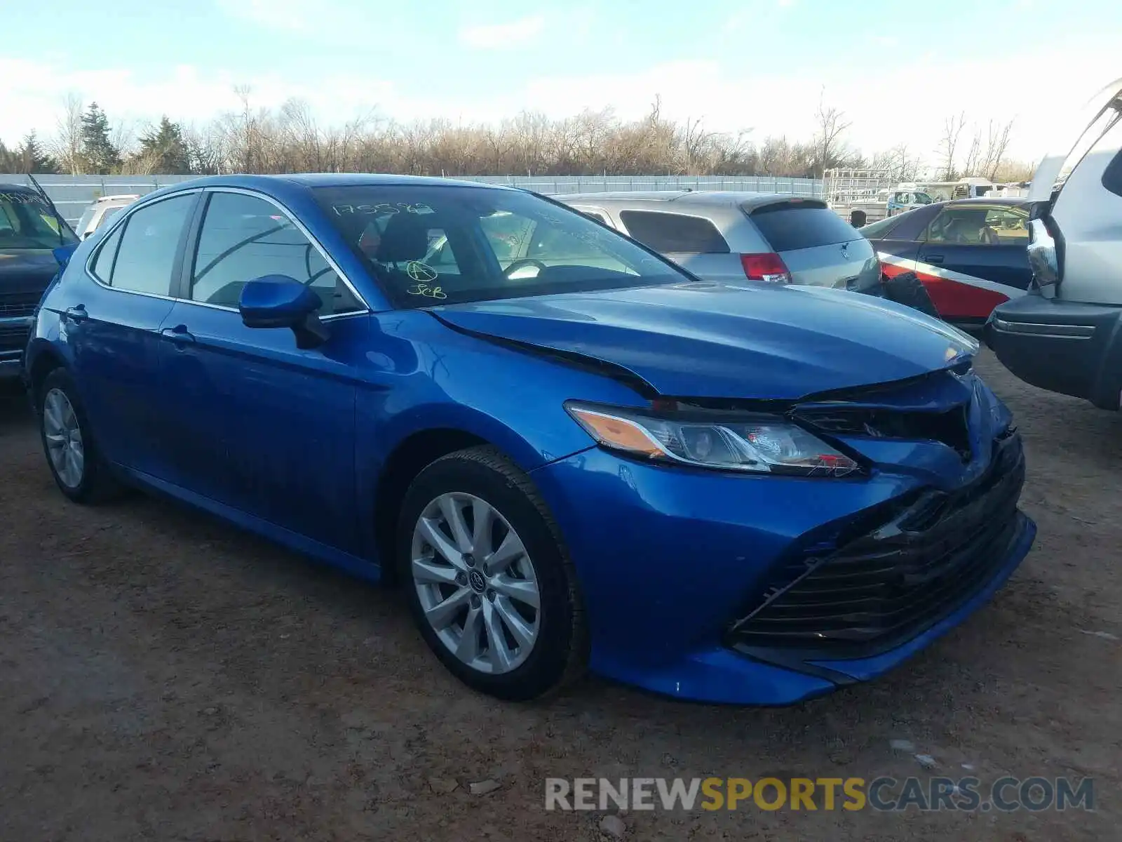 1 Photograph of a damaged car 4T1B11HK1KU175589 TOYOTA CAMRY 2019