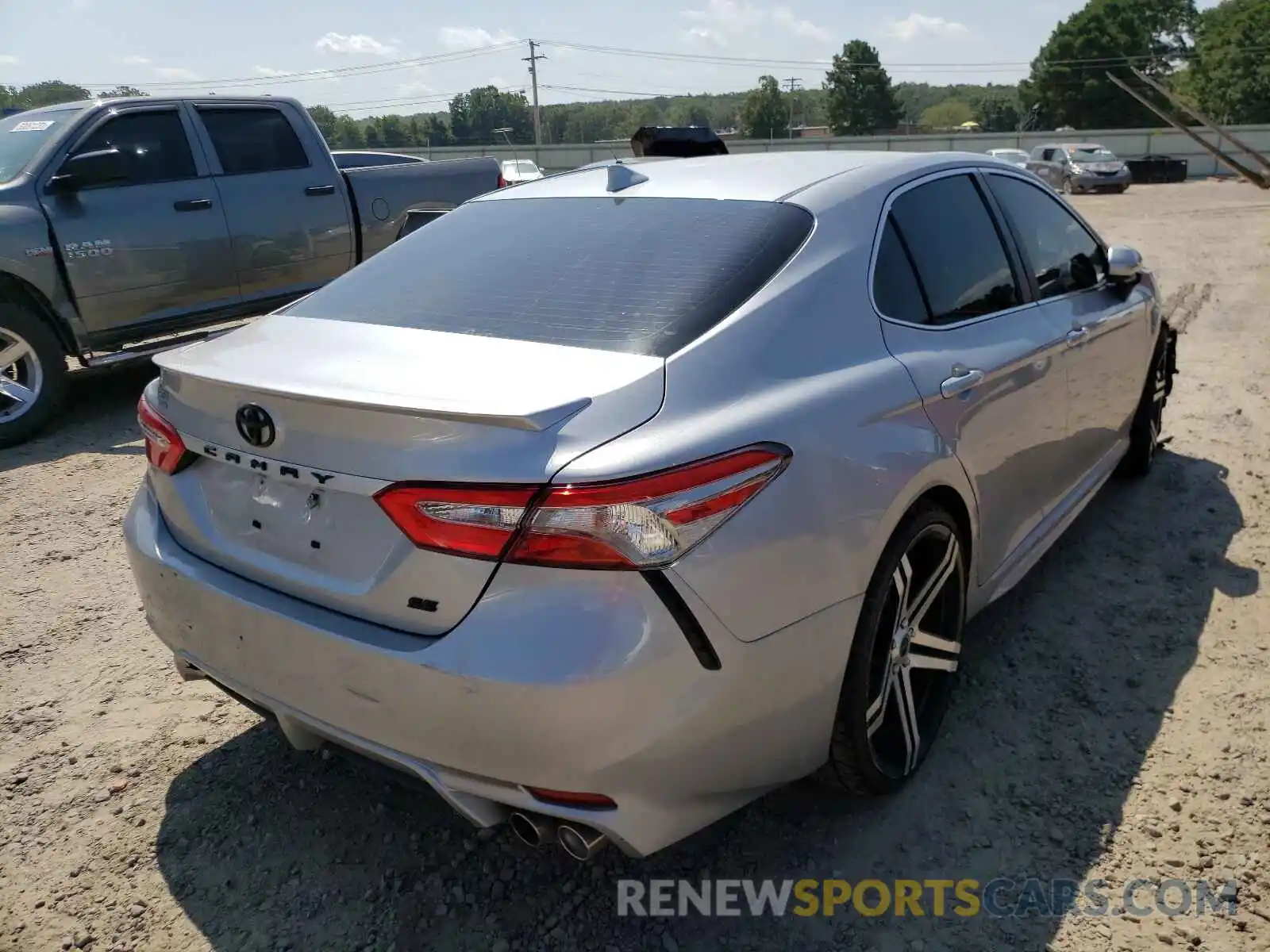 4 Photograph of a damaged car 4T1B11HK1KU176225 TOYOTA CAMRY 2019