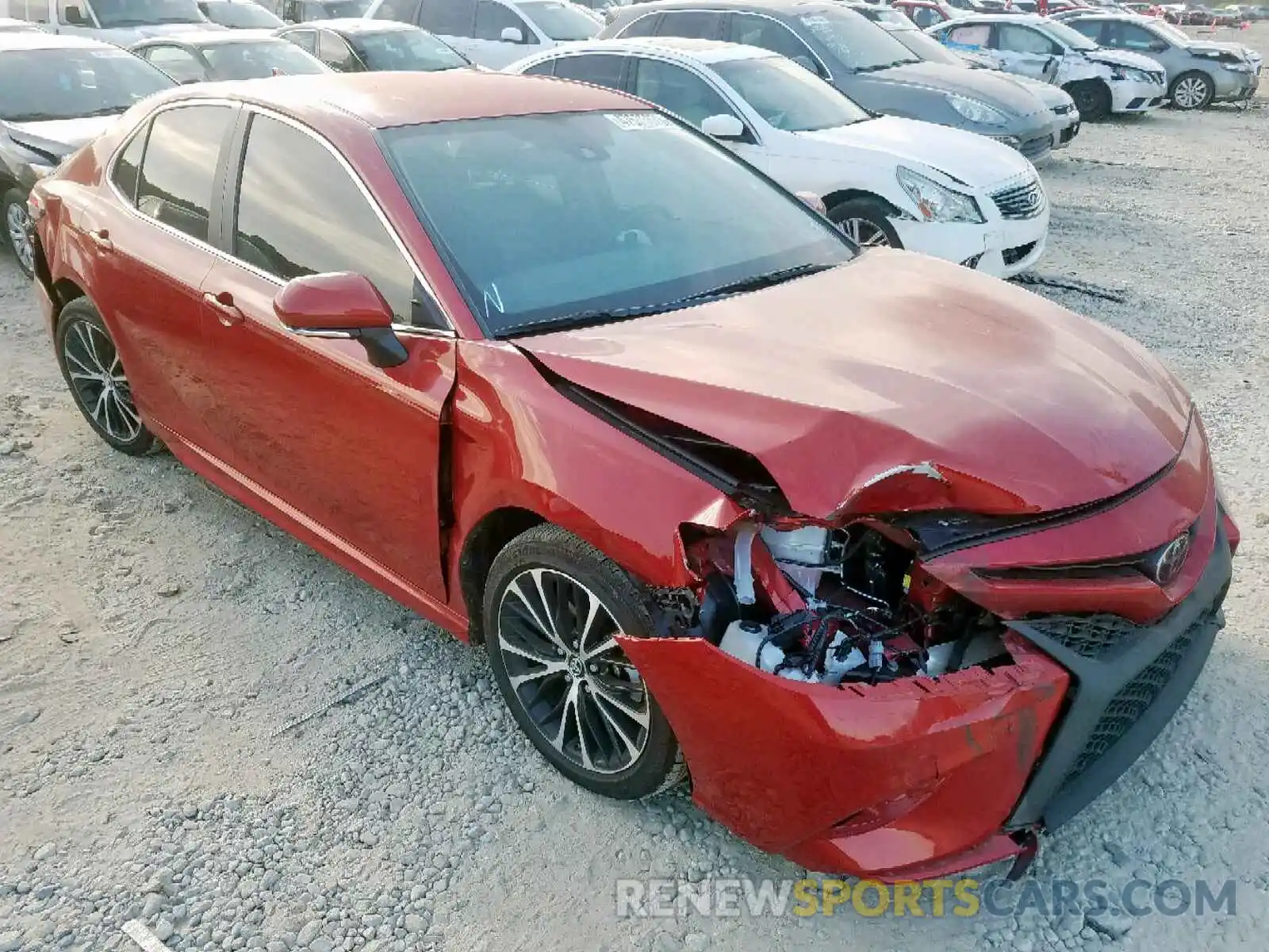 1 Photograph of a damaged car 4T1B11HK1KU177990 TOYOTA CAMRY 2019